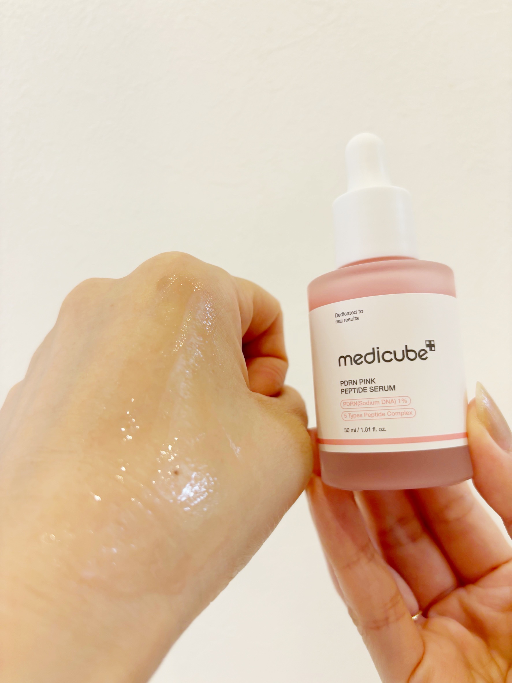 PDRNピンクアンプル PDRN 10,000ppm配合/MEDICUBE/美容液を使ったクチコミ（3枚目）