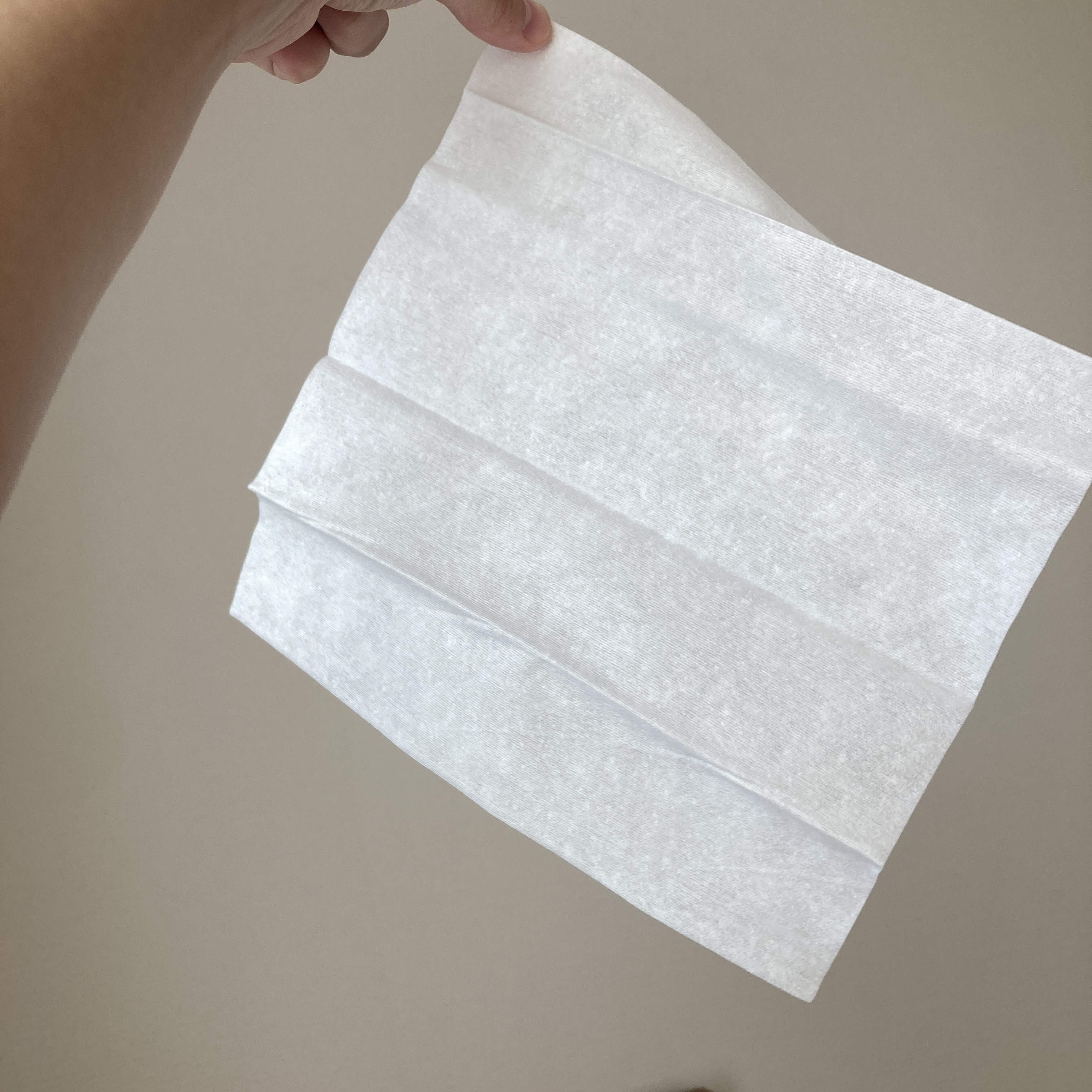 シルコット シルコットフェイシャルタオル 素肌おもい プレミアムのクチコミ「初めてフェイシャルタオルを購入しました☺️🫧肌に密着、まさつを軽減。


⭐️シルコット
シル.....」（2枚目）