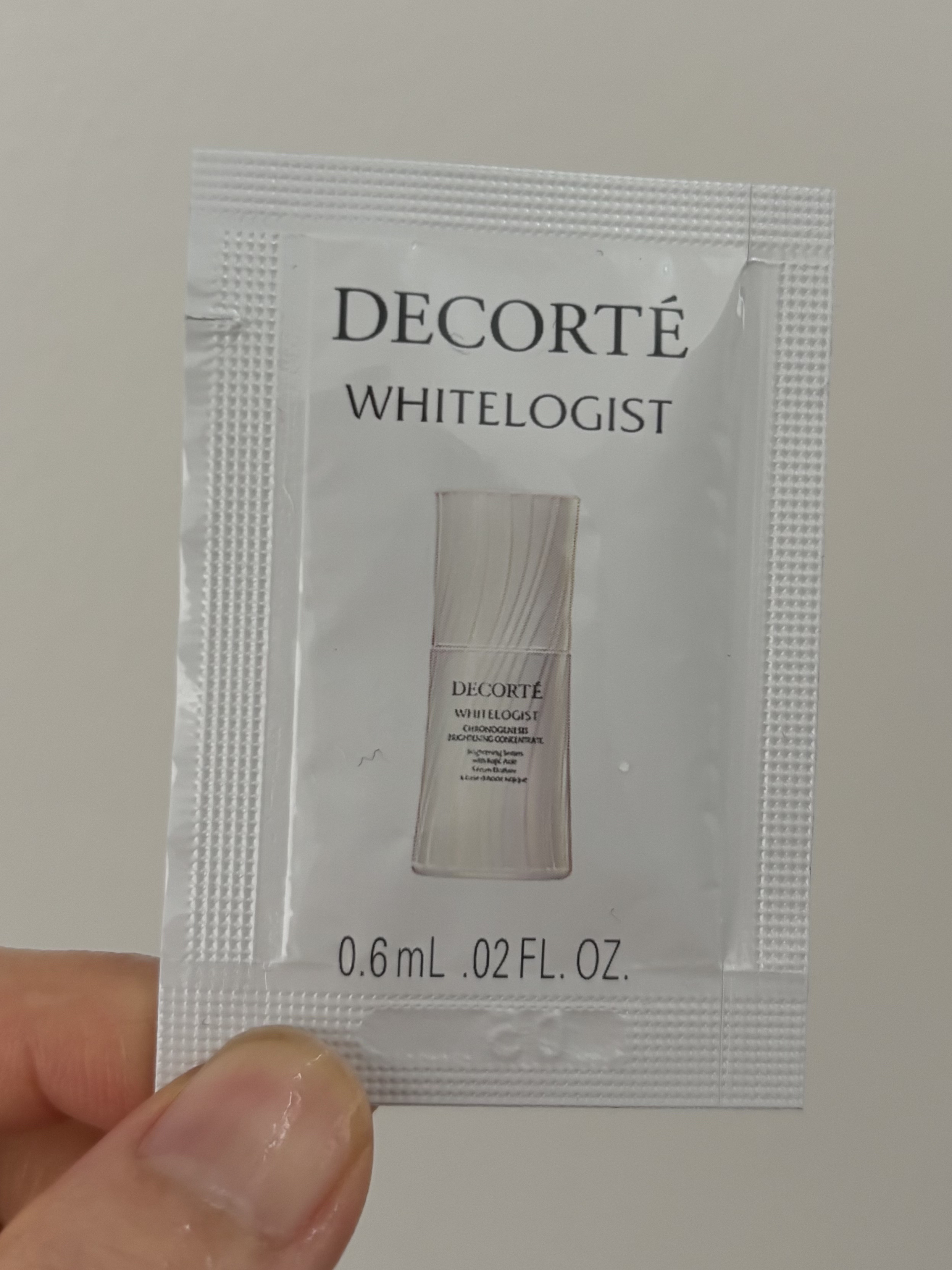 コスメデコルテ　ホワイトロジスト　クロノジェネシス　ブライトニング コンセントレイト  【医薬部外品】 ＜美白美容液＞/DECORTÉ/美容液を使ったクチコミ（1枚目）