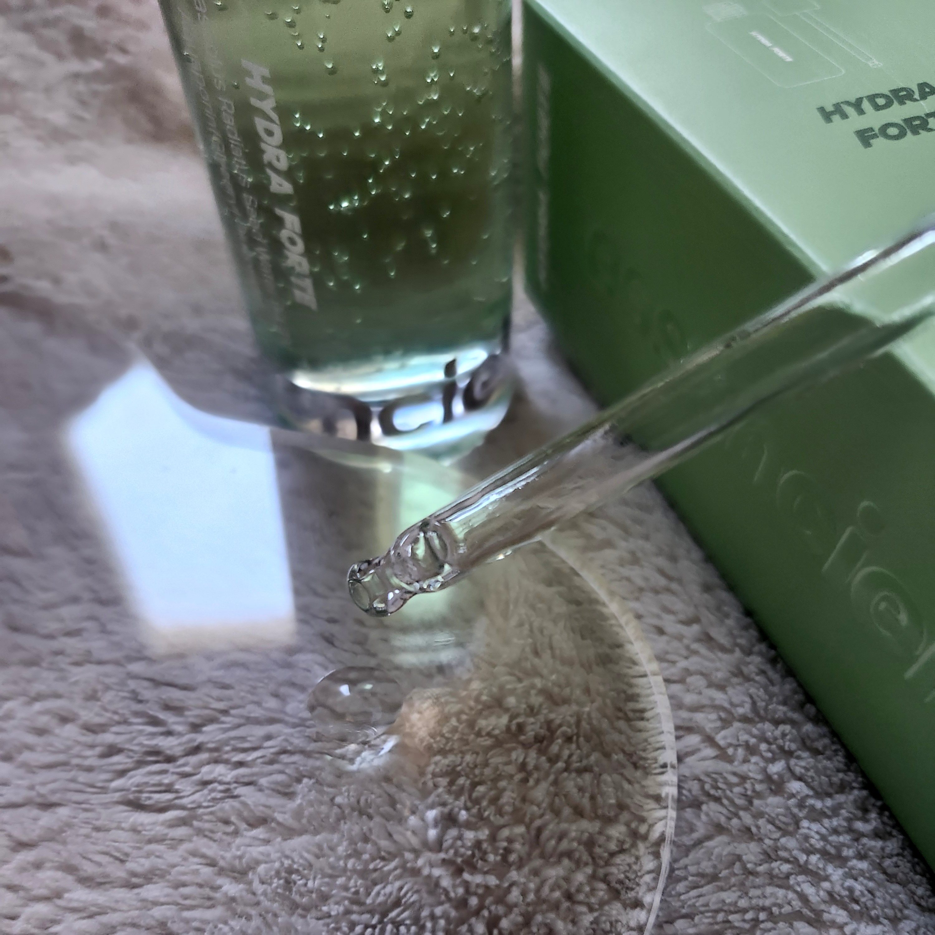 Hydra Forte Ampoule/essenciel/美容液を使ったクチコミ（2枚目）