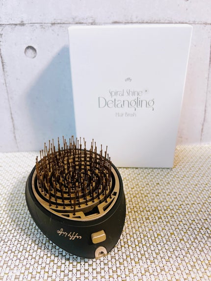 究極のヘアブラシ spiral shine/スパイラルシャイン/ヘアブラシを使ったクチコミ(3枚目)