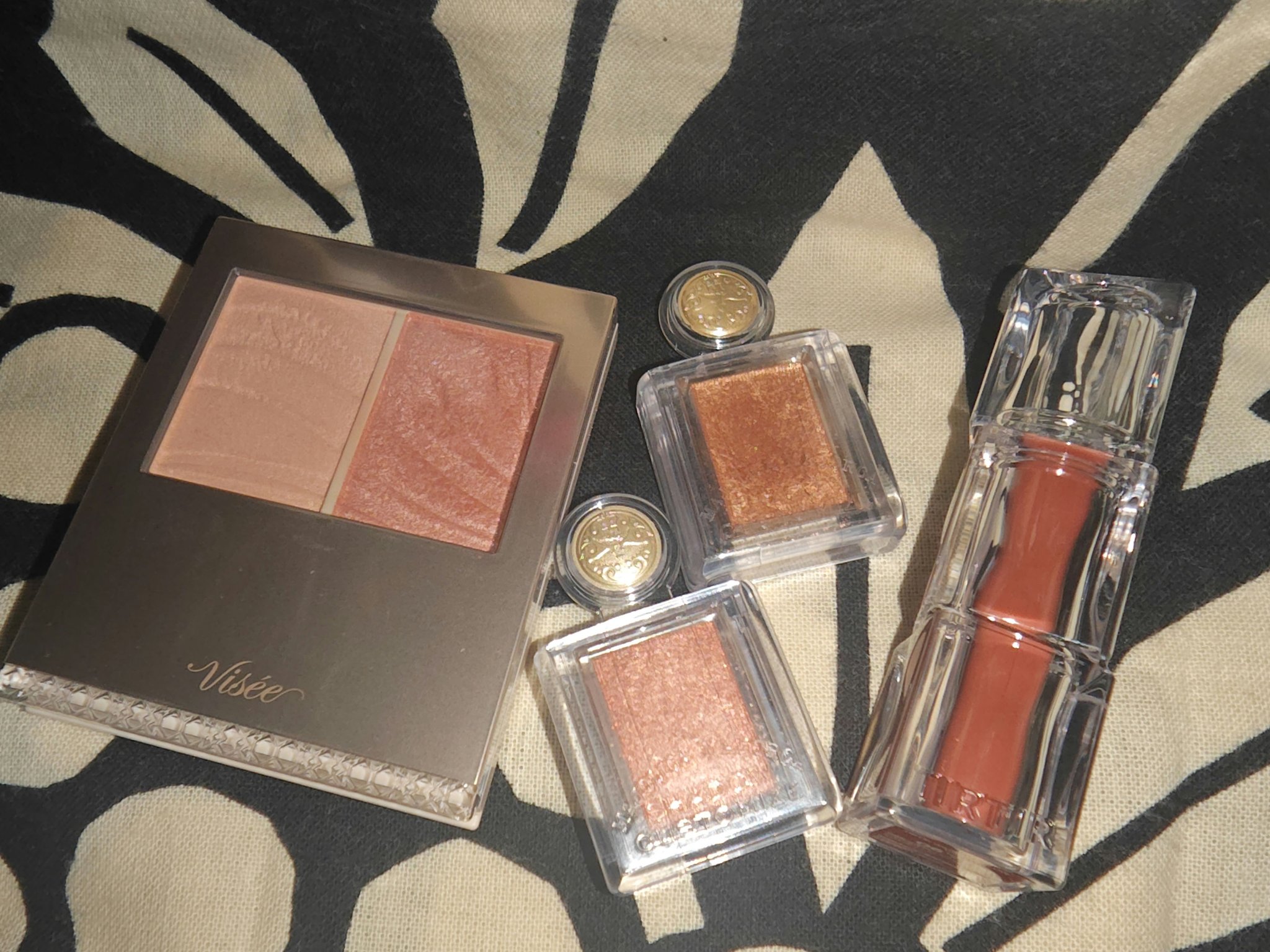 ウォーターリズムグロウティント/TIRTIR(ティルティル)/リップティントを使ったクチコミ（1枚目）