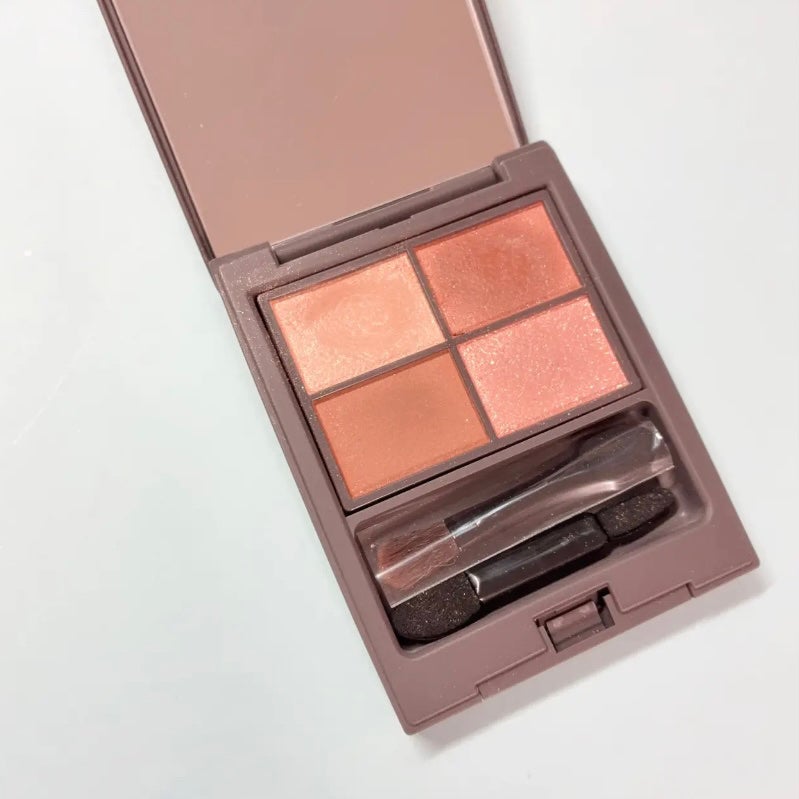 アンノウンアイズ/STEIASUR(ステイアシュール)/アイシャドウパレットを使ったクチコミ(2枚目)