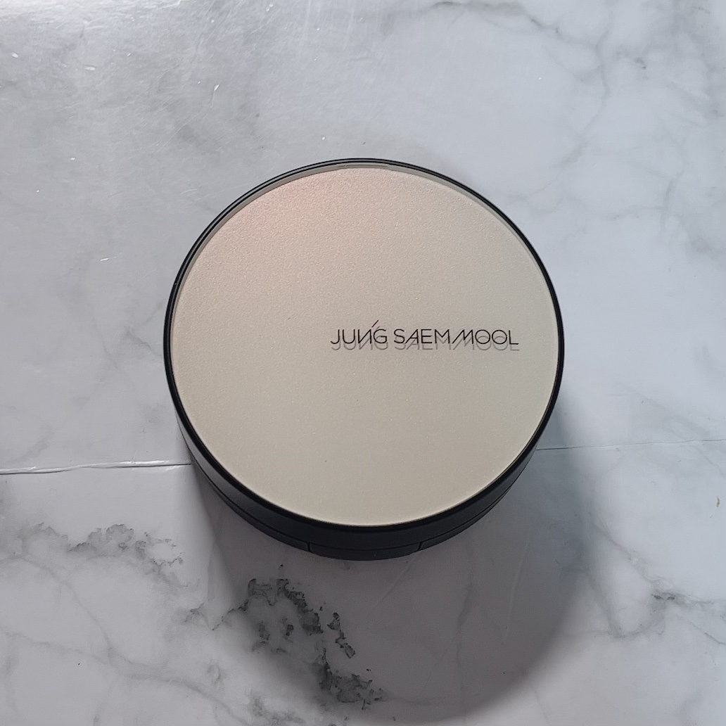 JUNG SAEM MOOL エッセンシャル スキン ヌーダー クッションのクチコミ「ジョンセンムルさまからいただきました❣️

エッセンシャル スキン ヌーダー クッション17フ.....」（1枚目）