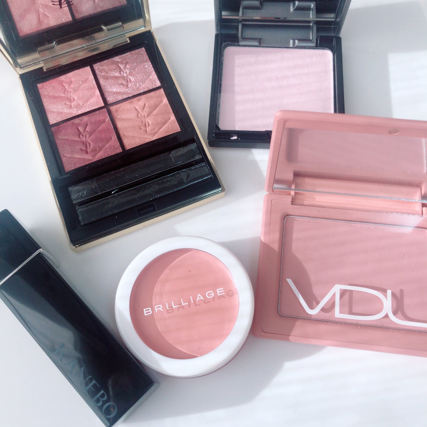 クチュール ミニ クラッチ/YVES SAINT LAURENT BEAUTE/アイシャドウパレットを使ったクチコミ(4枚目)