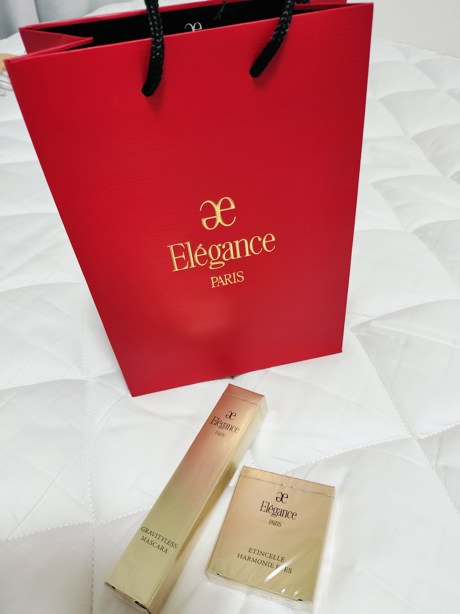 Elégance エレガンス グラヴィティレス マスカラのクチコミ「マスカラ命！絶対黒！でしたが自分がマスカラすると顔がきつく見えるし面長が加速するなーと思い暫く.....」（1枚目）