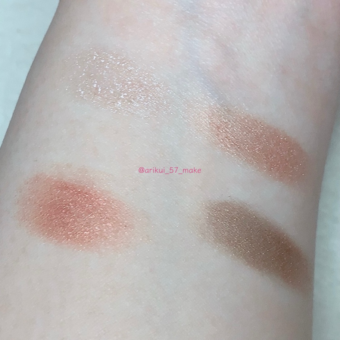 CHEER me COLOR アイシャドウ/セリア/アイシャドウパレットを使ったクチコミ（3枚目）