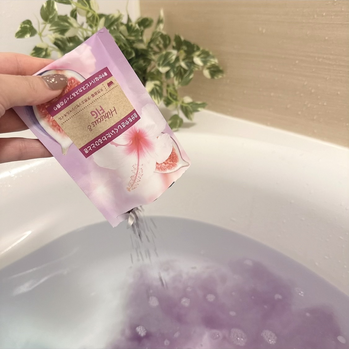 クナイプ バスソルト ハイビスカス&フィグの香り/クナイプ/無機塩系入浴剤を使ったクチコミ（3枚目）