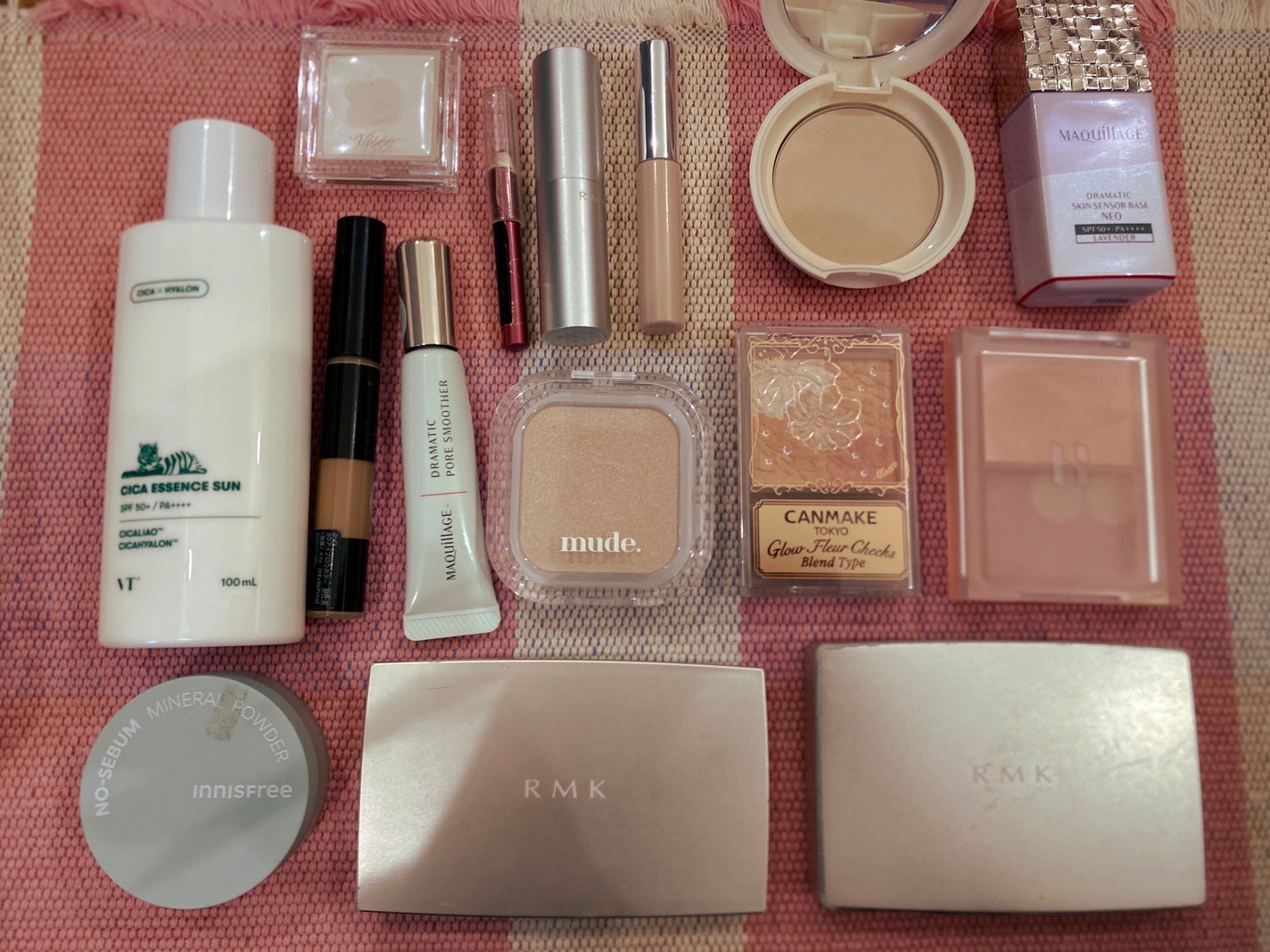 グロウフルールチークス(ブレンドタイプ)/キャンメイク/パウダーチークを使ったクチコミ(1枚目)