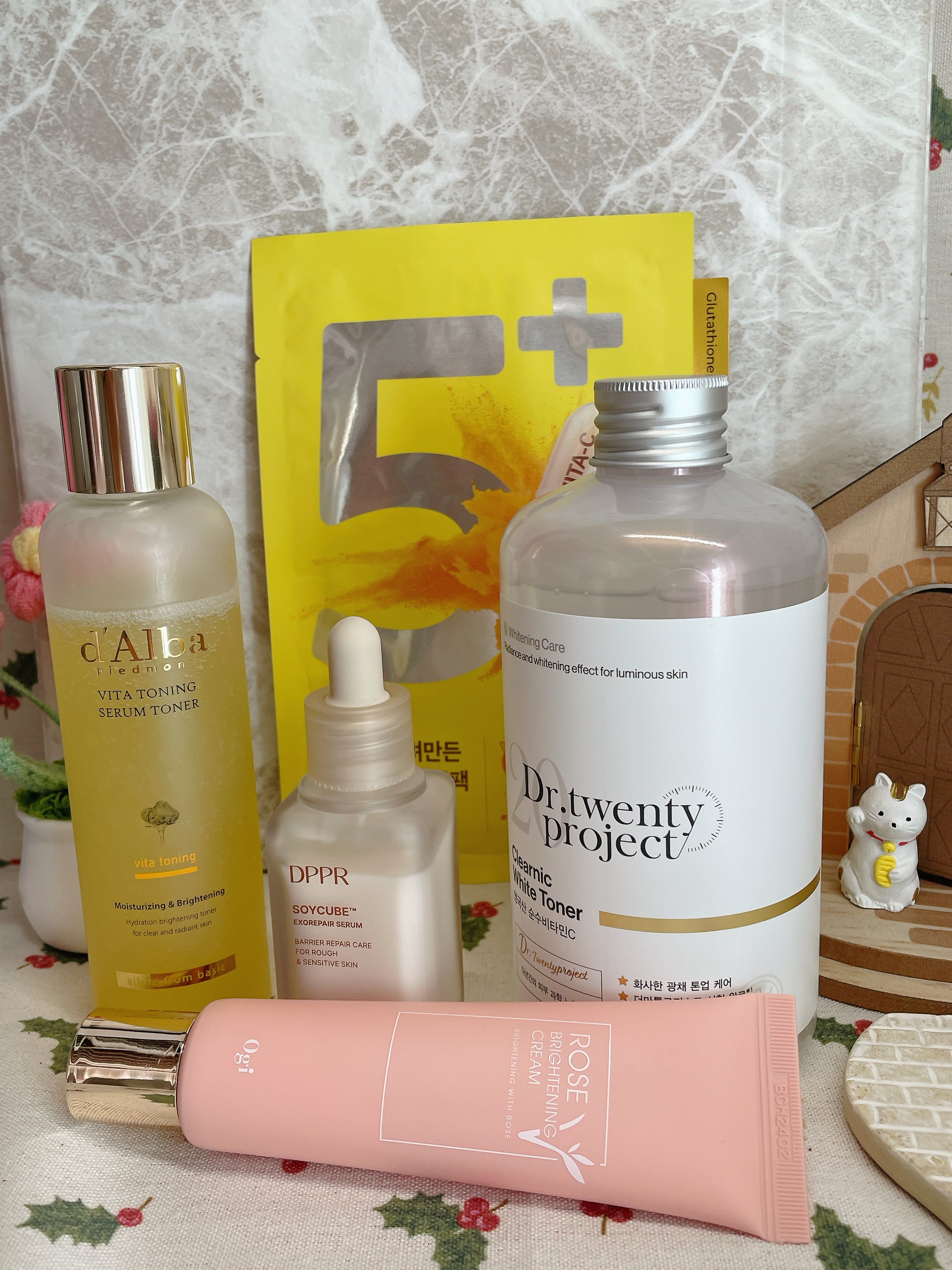 今朝のスキンケア🤍

ちょっと長めの冬休みを過ごしています😌✨️
朝はビタミンCを取り入れることが多いかな🥰
