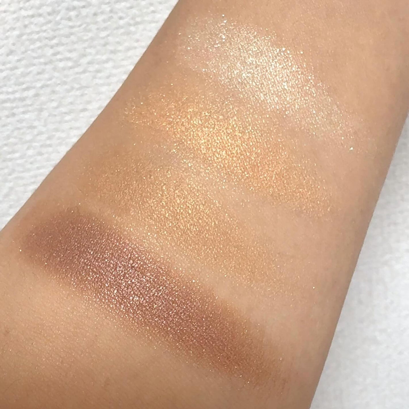 スキンモデリングアイズ/LUNASOL/アイシャドウパレットを使ったクチコミ(3枚目)