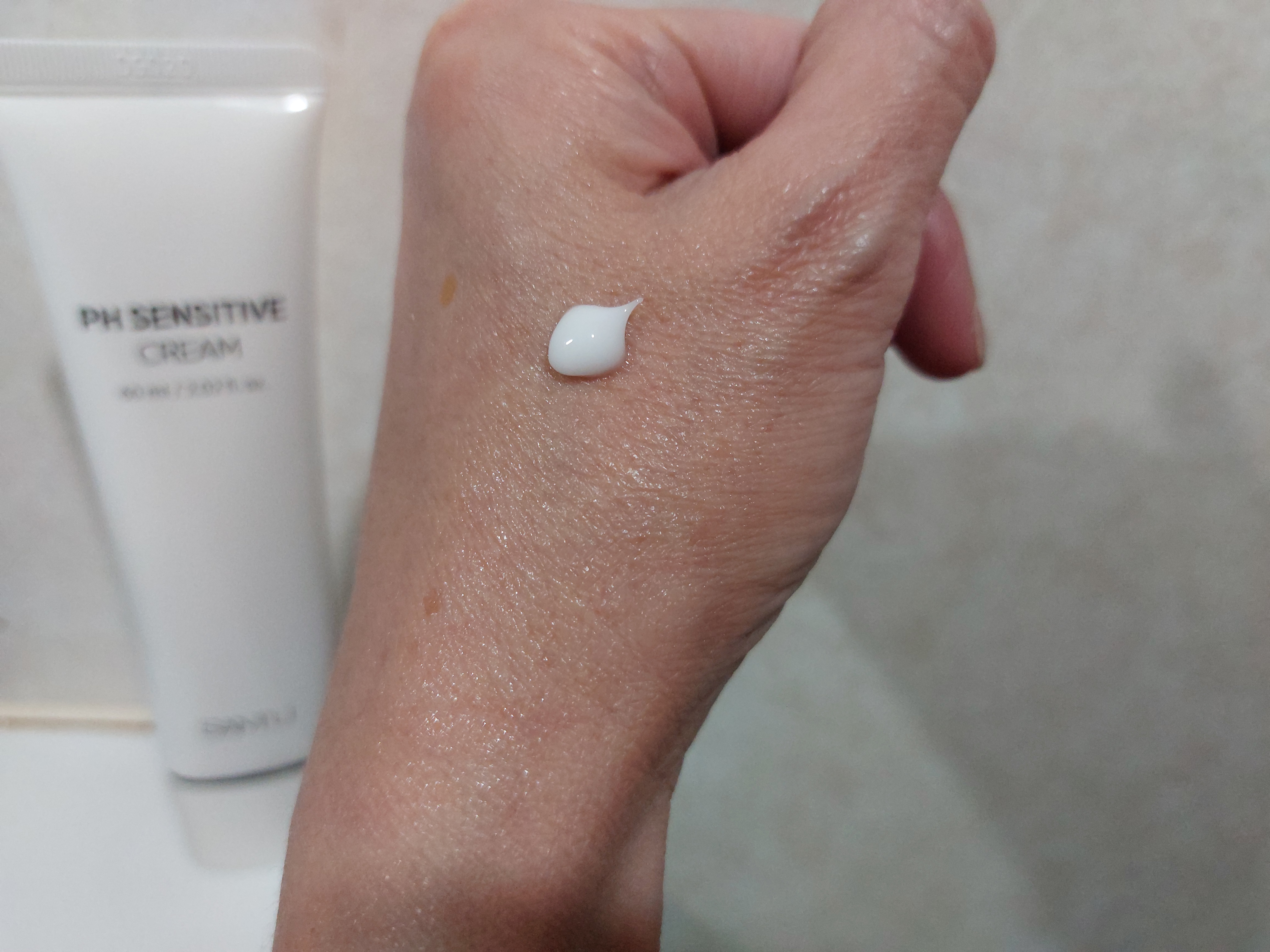 PHセンシティブクリームチューブ 60ml/SAM'U/フェイスクリームを使ったクチコミ（2枚目）