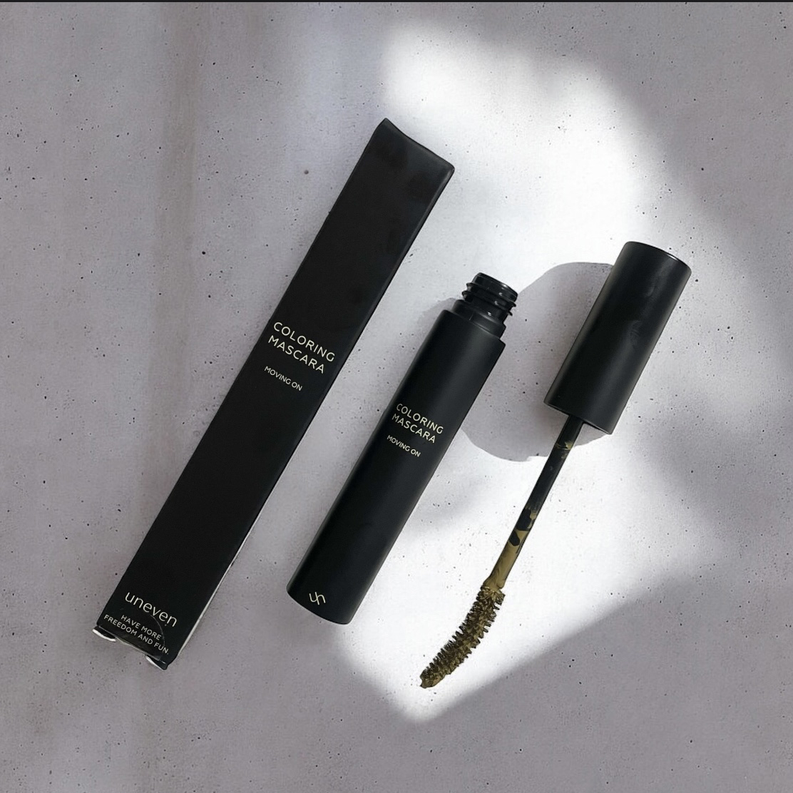 カラーリングマスカラ/uneven/マスカラを使ったクチコミ（1枚目）