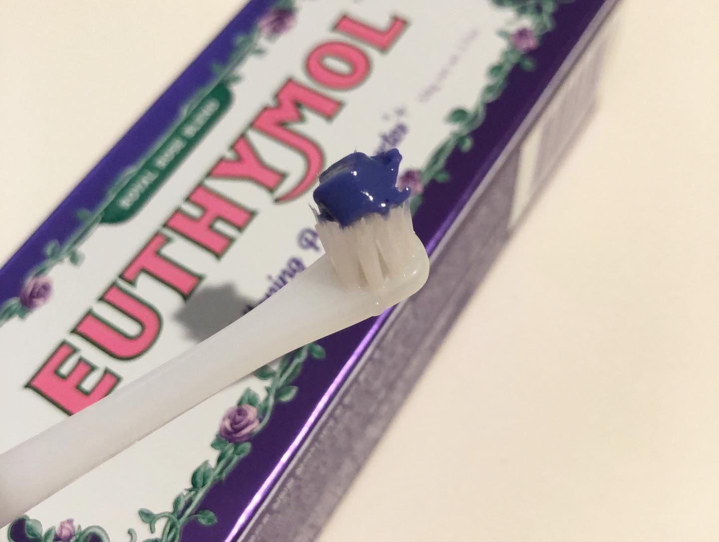 パープルコレクターロイヤルローズブレンド/EUTHYMOL/歯磨き粉を使ったクチコミ（3枚目）