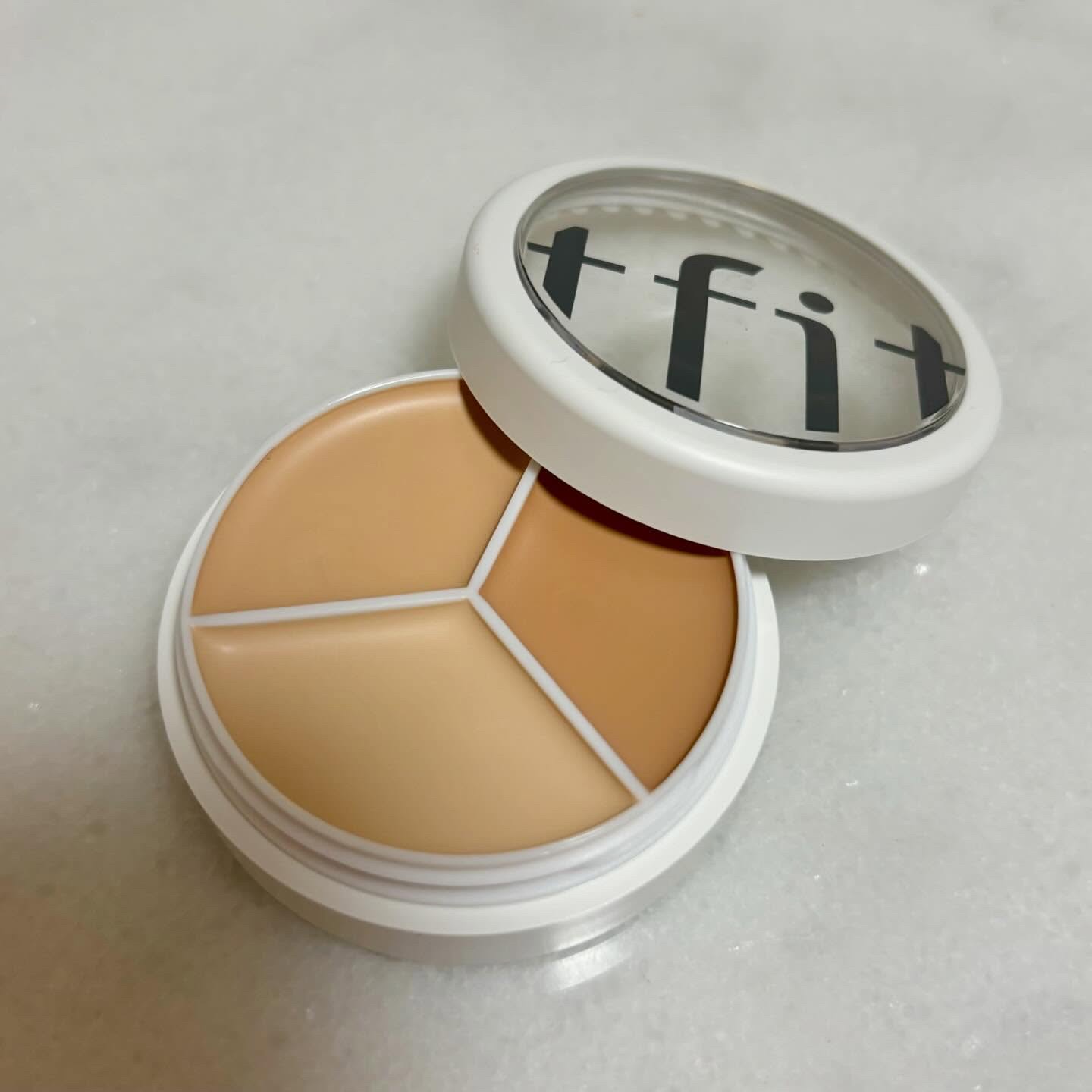 カバーアッププロコンシーラー/TFIT/パレットコンシーラーを使ったクチコミ（2枚目）