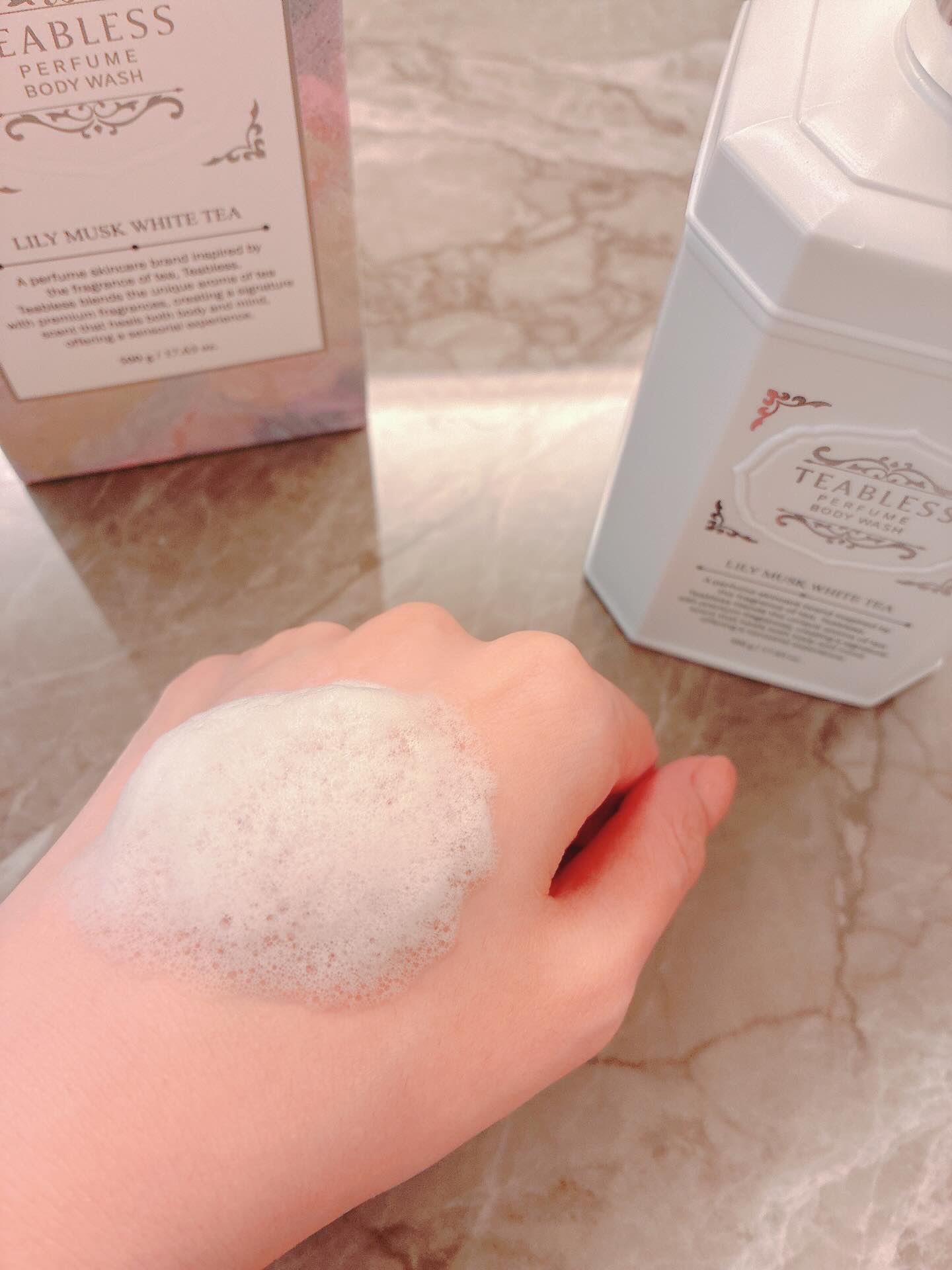 パフュームボディウォッシュ リリームスクホワイトティー/TEABLESS/ボディソープを使ったクチコミ（3枚目）