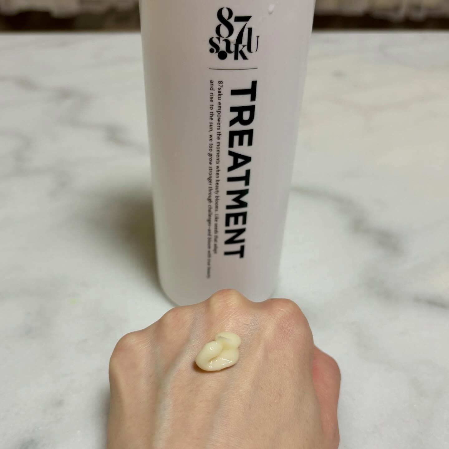 87saku ハナサク シルキーリペア ヘアオイル/87saku/ヘアオイルを使ったクチコミ（3枚目）