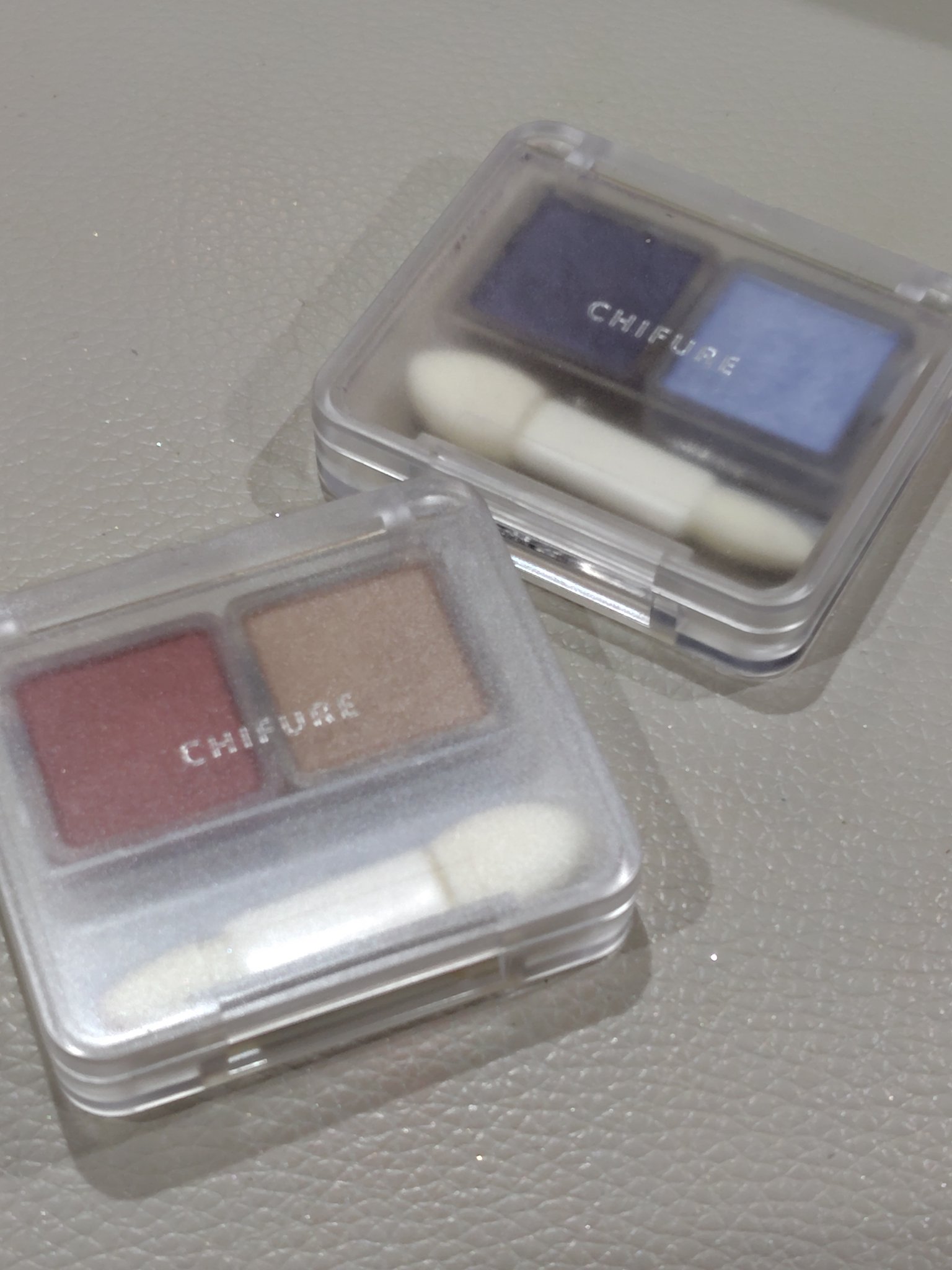 ツイン カラー アイシャドウ/ちふれ/アイシャドウパレットを使ったクチコミ（1枚目）