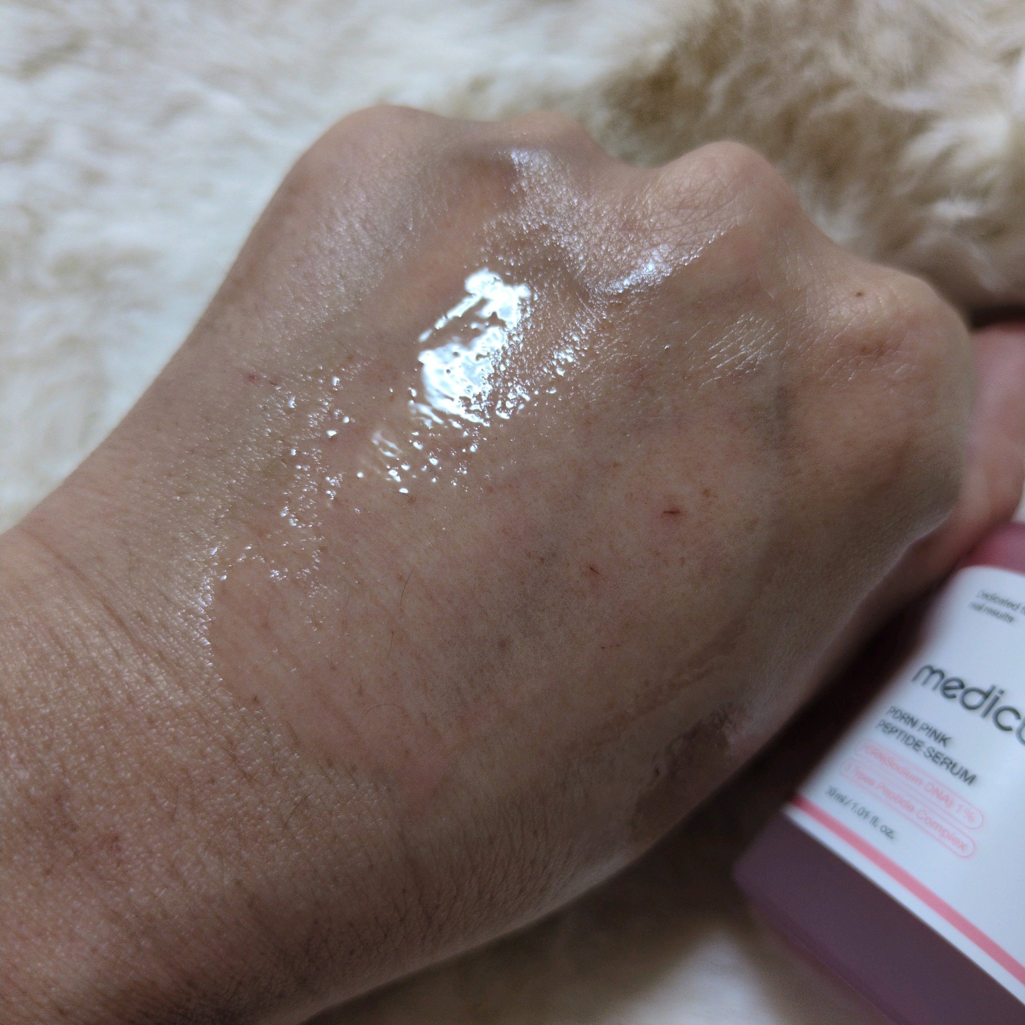 PDRNピンクアンプル PDRN 10,000ppm配合/MEDICUBE/美容液を使ったクチコミ（3枚目）