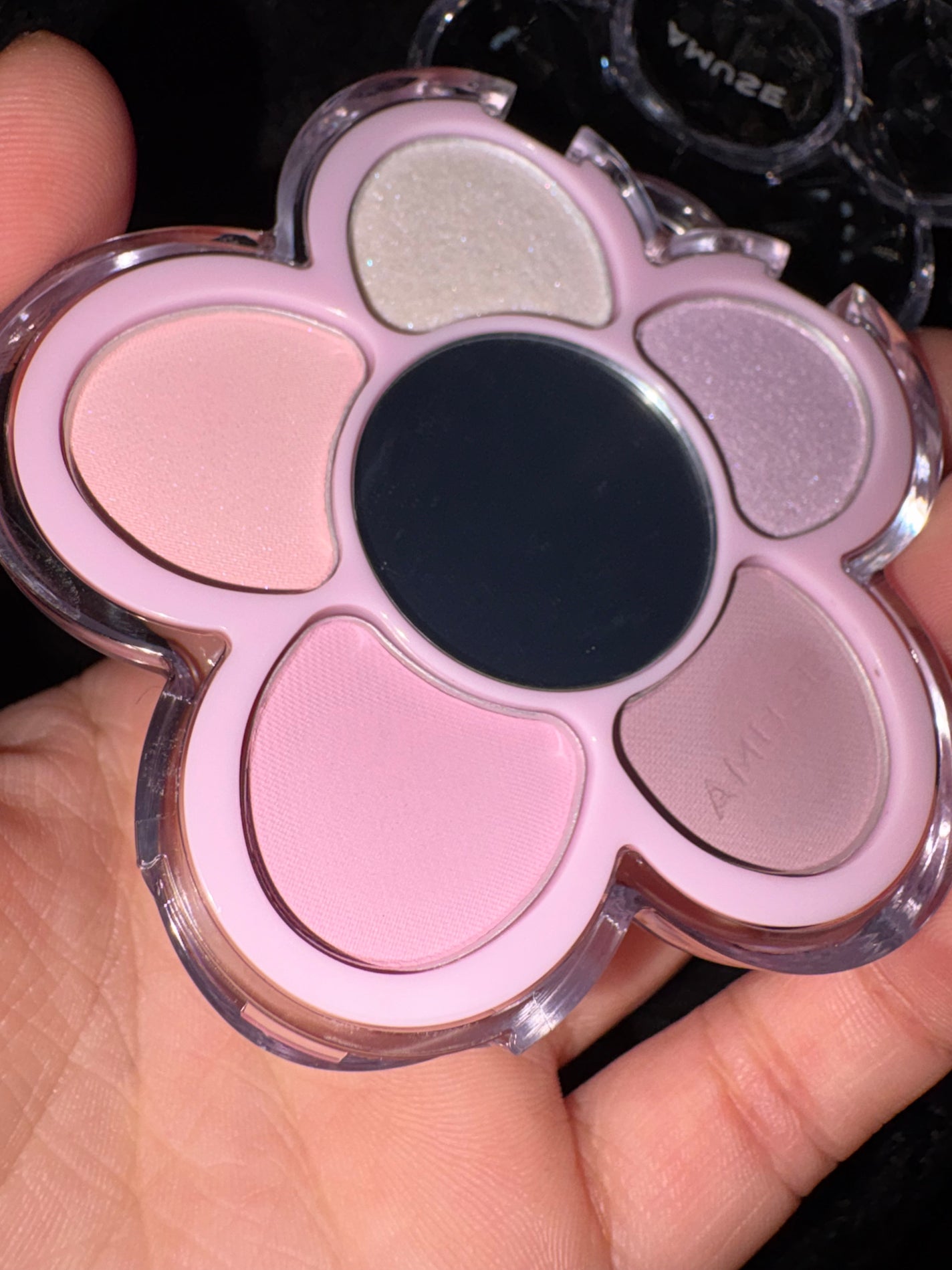 フローラアイパレット/AMUSE/アイシャドウを使ったクチコミ(2枚目)