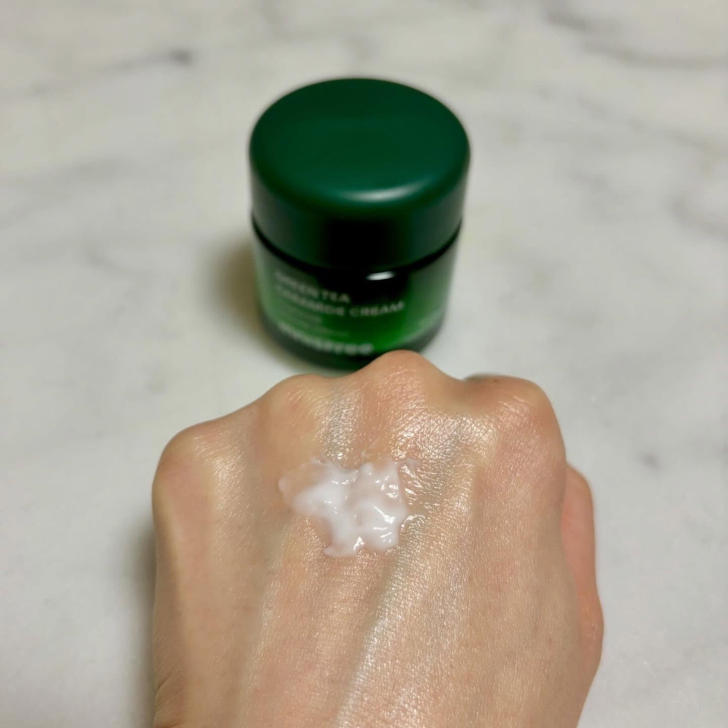 グリーンティー セラミド バリア クリーム/innisfree/フェイスクリームを使ったクチコミ(4枚目)