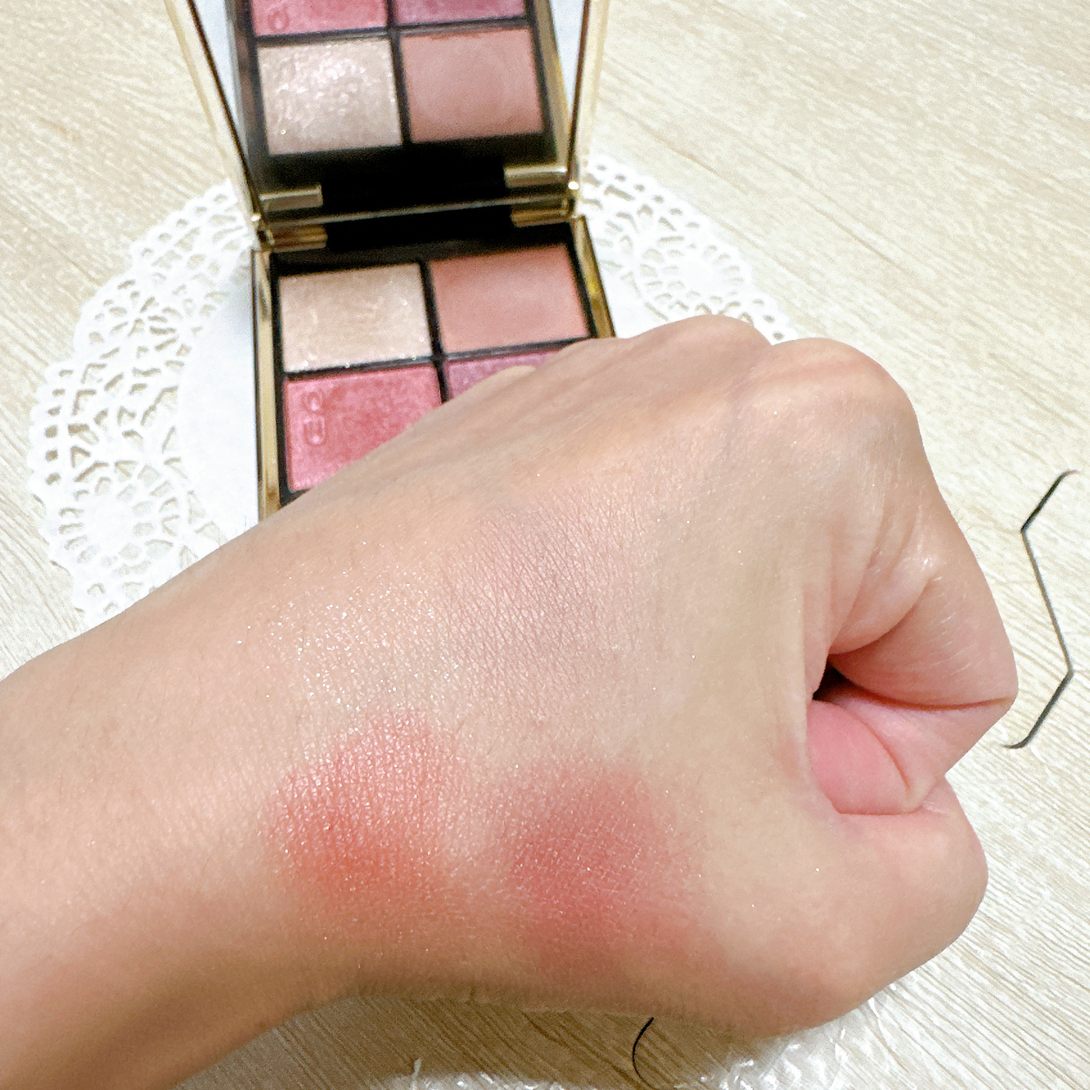 シグニチャー カラー アイズ/SUQQU/アイシャドウパレットを使ったクチコミ（3枚目）