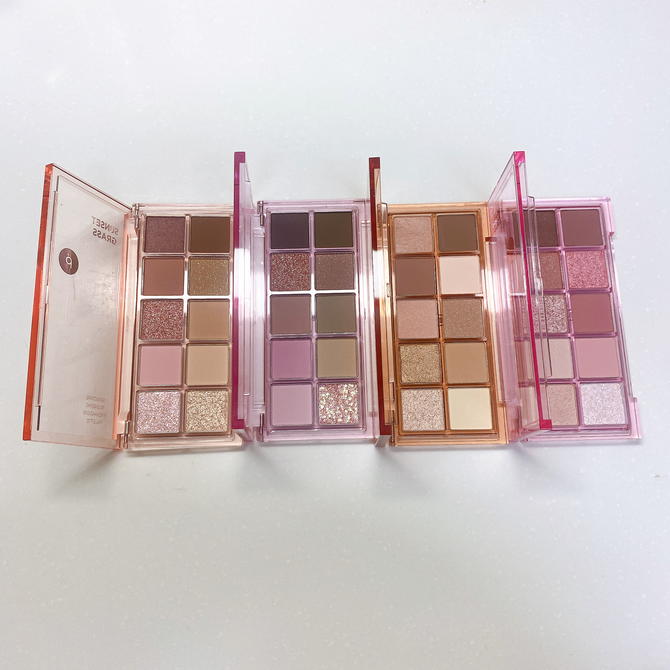 シーズナルブレンディングアイシャドウパレット/Peach C/アイシャドウパレットを使ったクチコミ（2枚目）