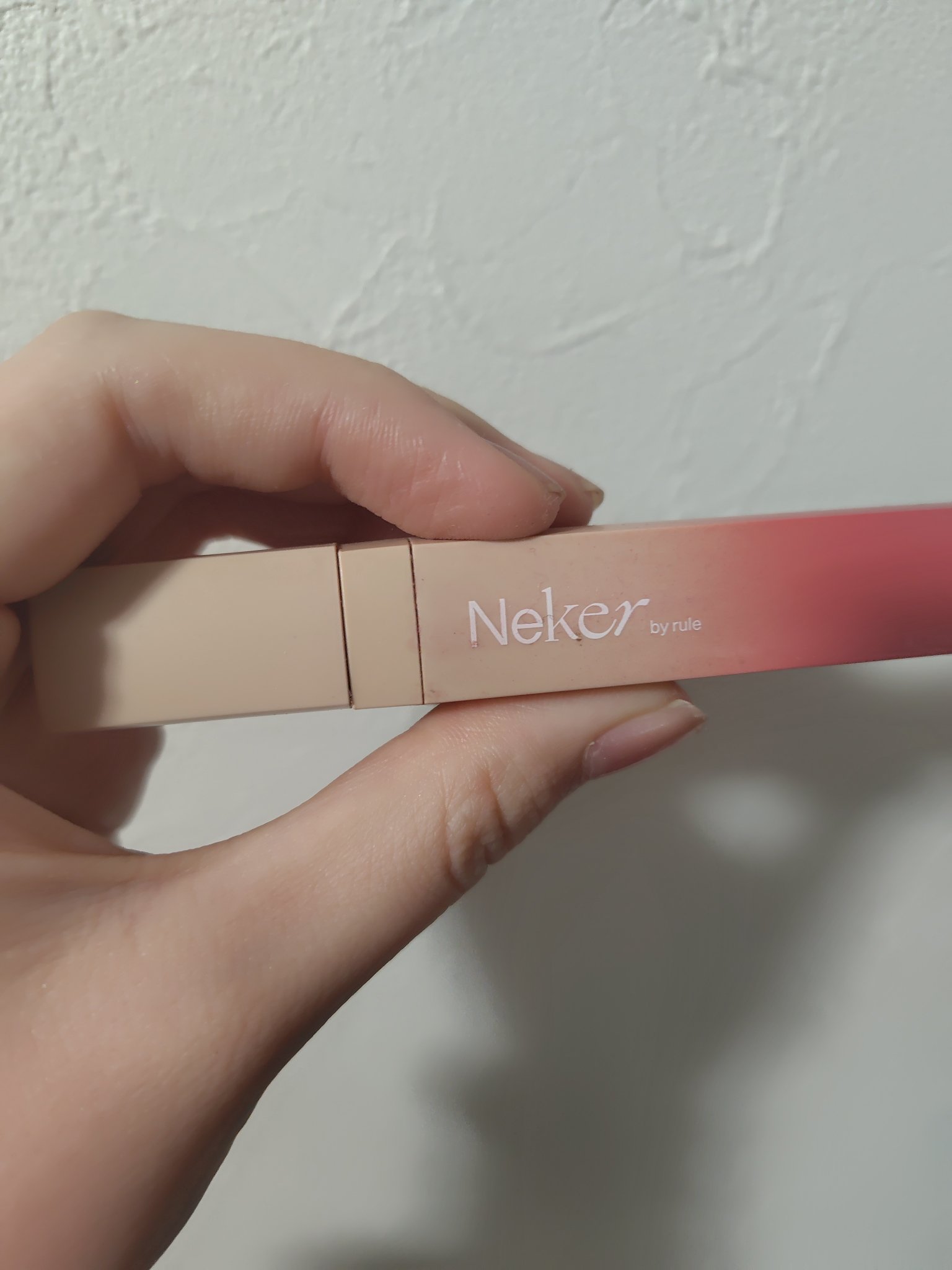 カラースエードリップロッカー/Neker /口紅を使ったクチコミ（1枚目）