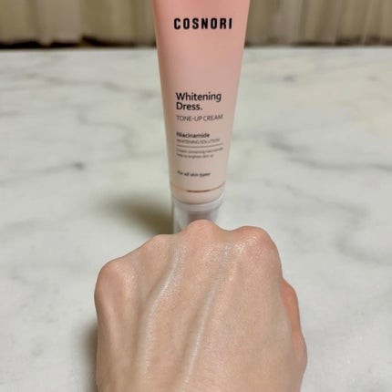 ホワイトニングドレストーンアップクリーム/COSNORI/化粧下地を使ったクチコミ(4枚目)