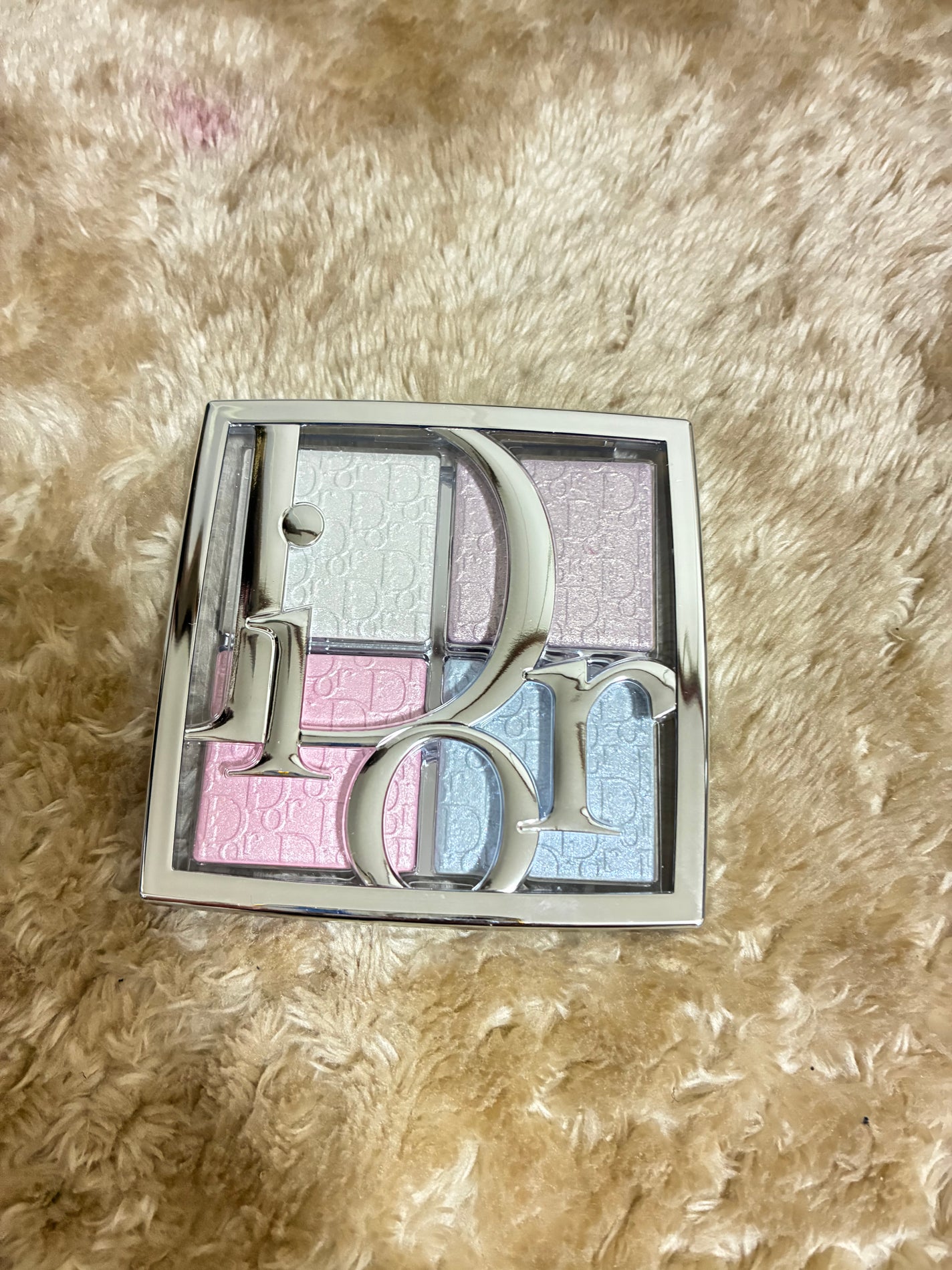 バックステージ グロウ マキシマイザー パレット/Dior/ハイライトを使ったクチコミ(1枚目)