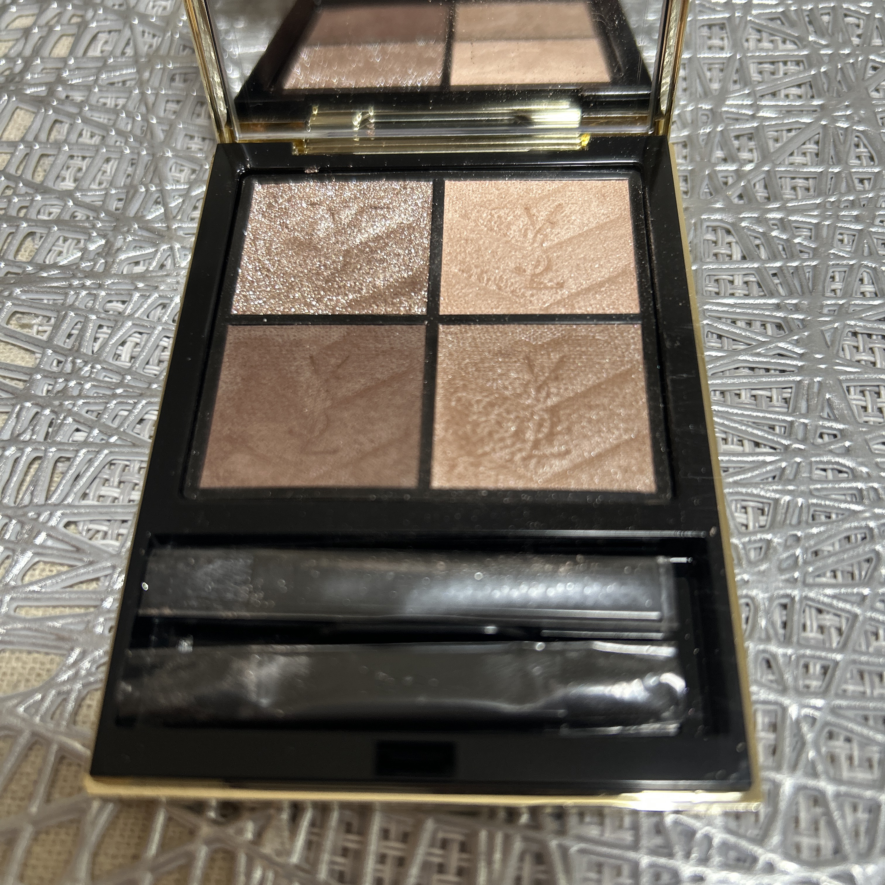 NARS ライトリフレクティング セラムクッション ファンデーション/NARS/クッションファンデーションを使ったクチコミ（3枚目）