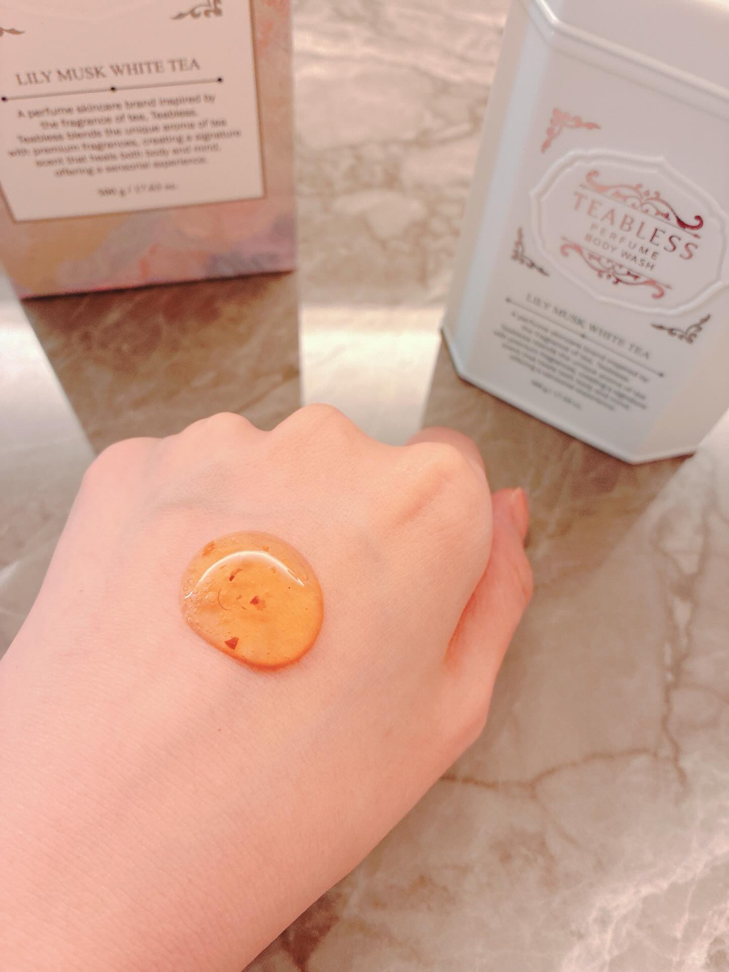 パフュームボディウォッシュ リリームスクホワイトティー/TEABLESS/ボディソープを使ったクチコミ（2枚目）