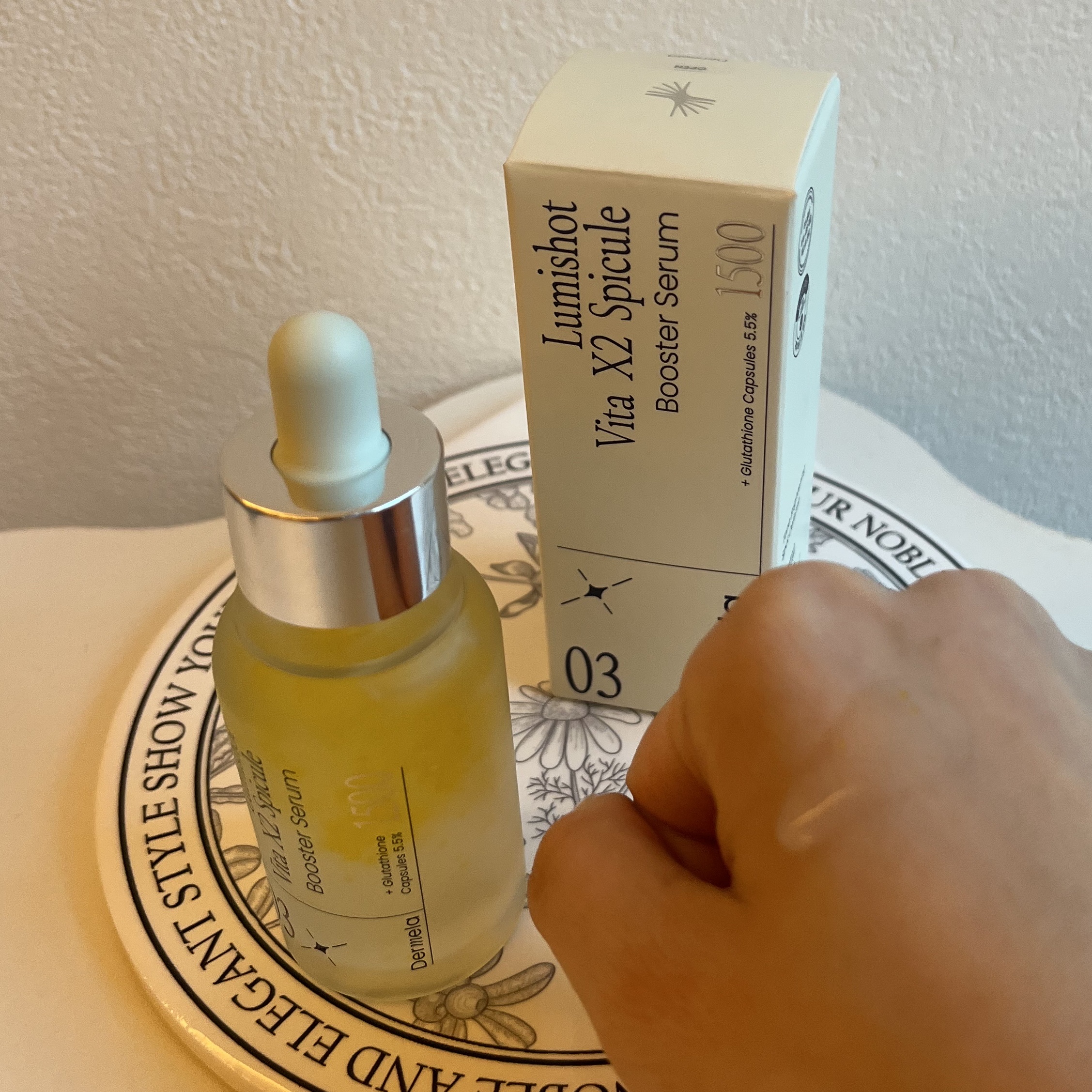 ダーメラ ルミショット・Wビタセラム/Dermela/美容液を使ったクチコミ（3枚目）