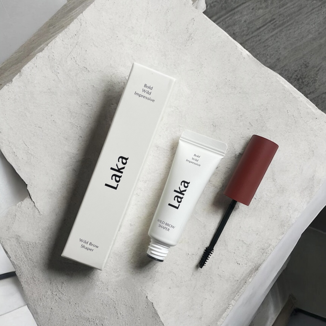 Laka ワイルドブロウシェイパーのクチコミ「Laka▸▸ワイルドブロウシェイパー
02ボリューム

以前は01ストロングの透明タイプでした.....」（1枚目）