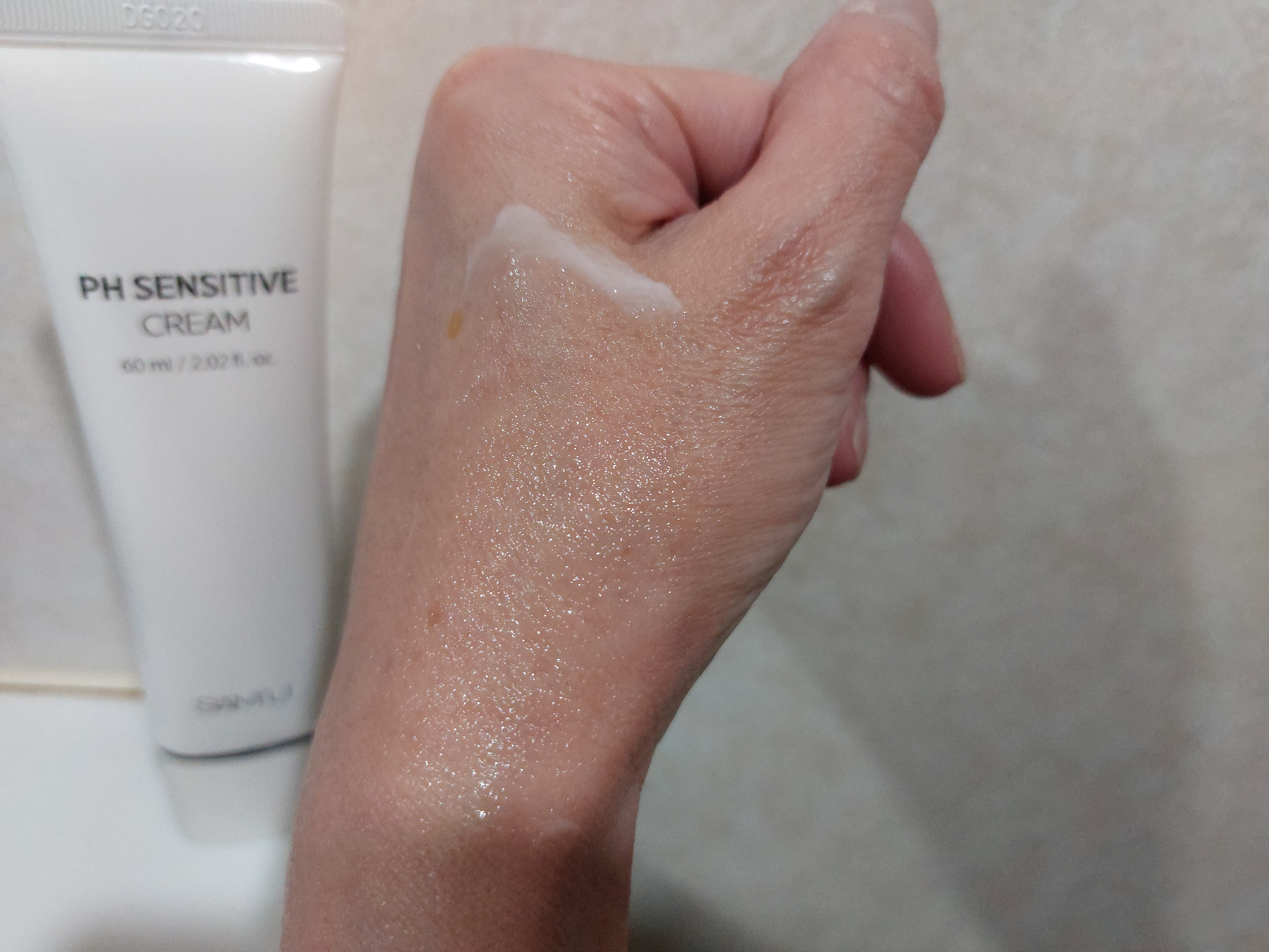 PHセンシティブクリームチューブ 60ml/SAM'U/フェイスクリームを使ったクチコミ（3枚目）
