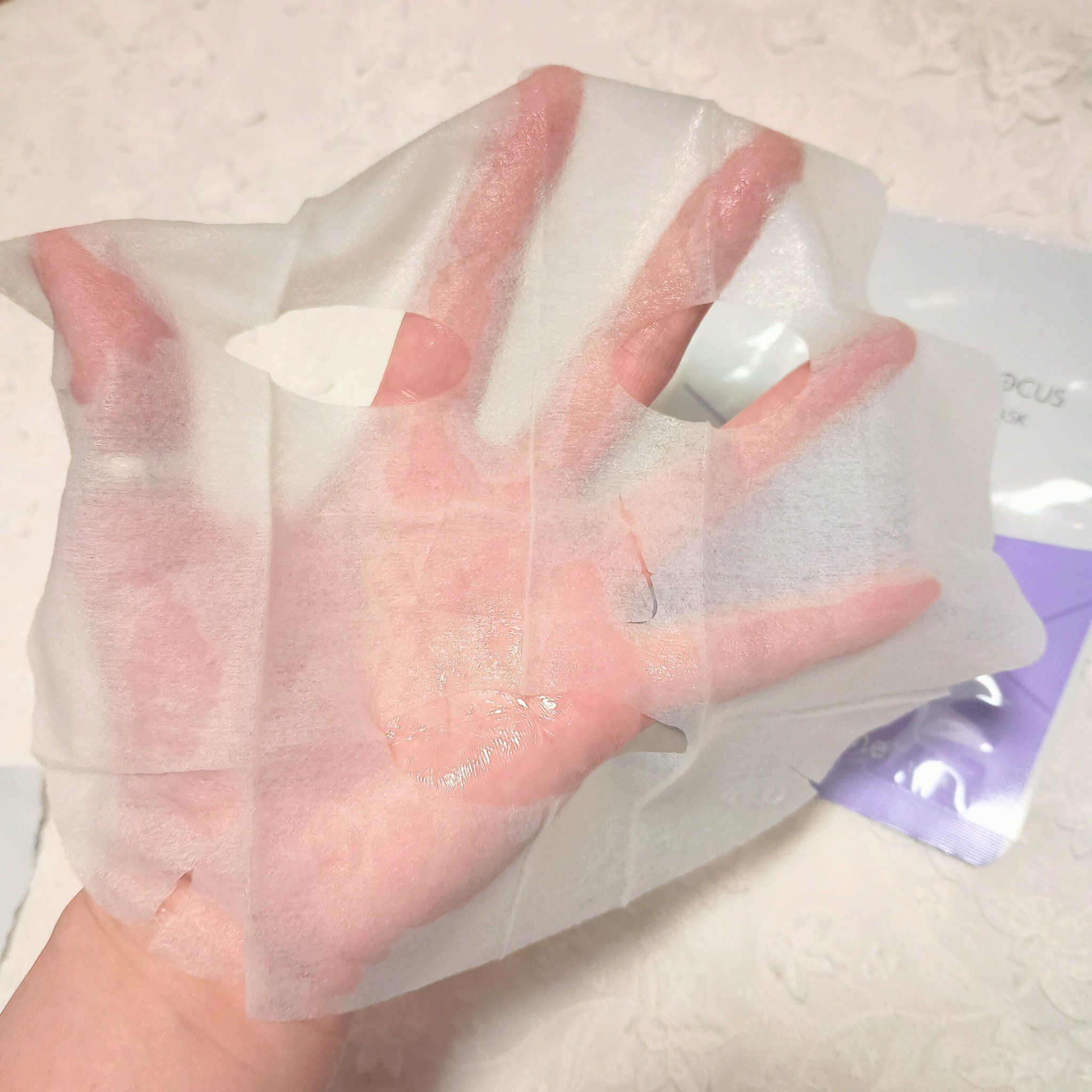 VCチャージ  ホワイトマスク/PERFECT ONE  FOCUS/シートマスク・パックを使ったクチコミ（3枚目）