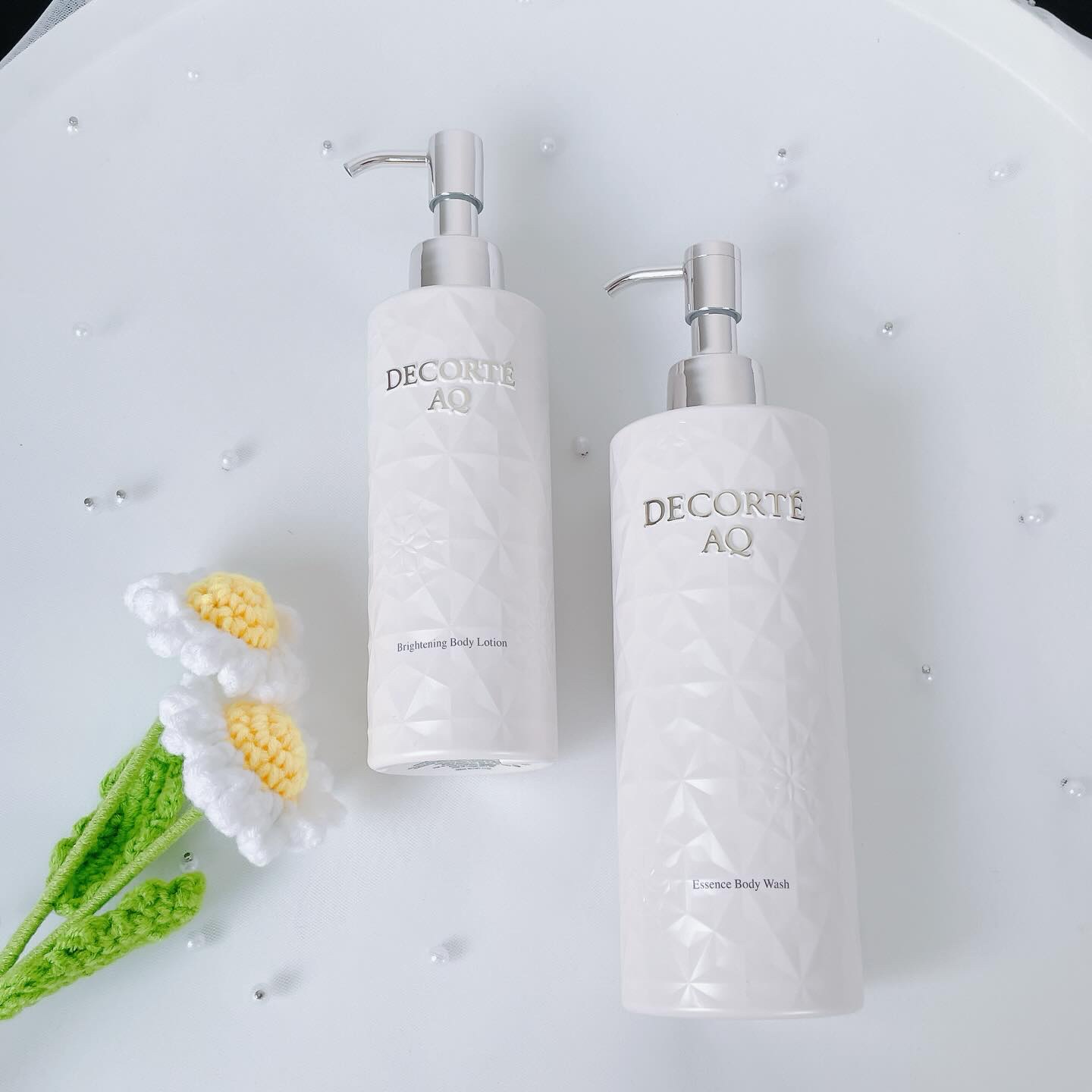 DECORTÉ AQ ラディアンス マイルド エッセンス ボディウォッシュのクチコミ「⌇🌷
 
 
⋱  贅沢ボディケア ⋰
 
 
コスメデコルテ

◾︎ AQ ラディアンス ス.....」（2枚目）