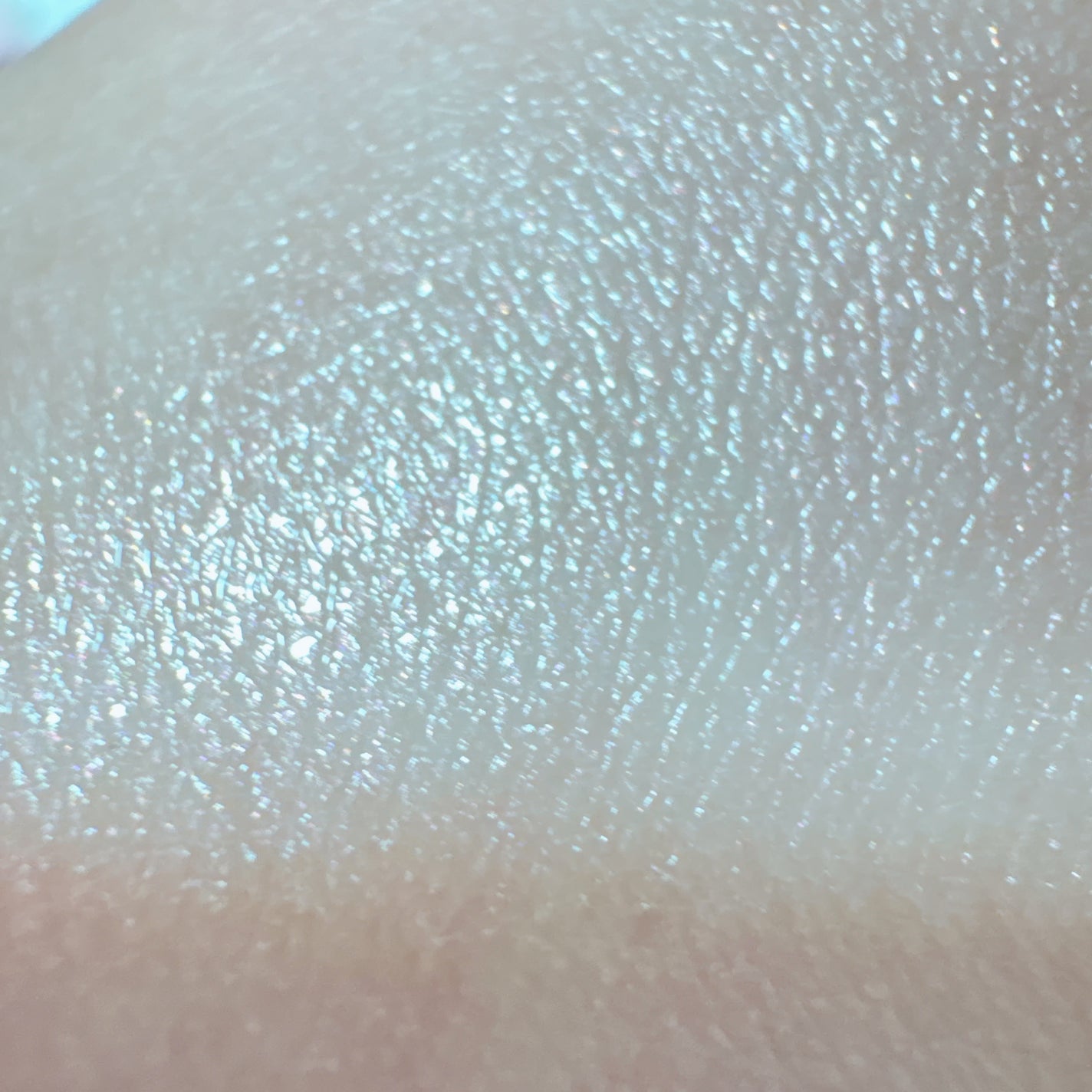 トゥルーディメンションラディアンスバーム/hince/スティックハイライトを使ったクチコミ(3枚目)