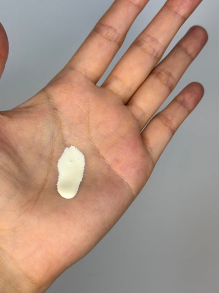 5番 白玉グルタチオンCトーンアップベース SPF50+ PA++++/numbuzin/化粧下地を使ったクチコミ(3枚目)