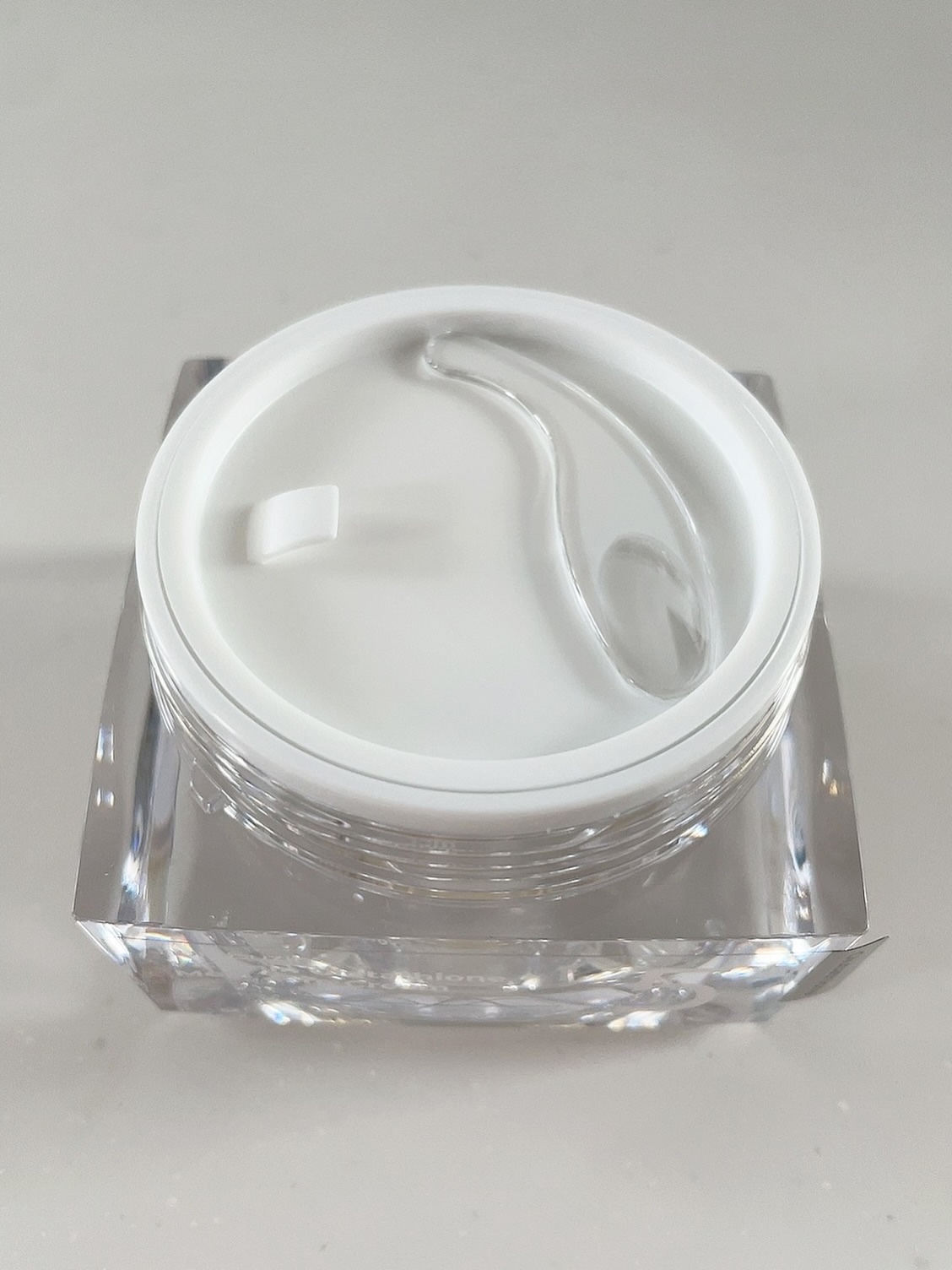 5番 白玉グルタチオンCメラゼロクリーム/numbuzin/フェイスクリームを使ったクチコミ（2枚目）