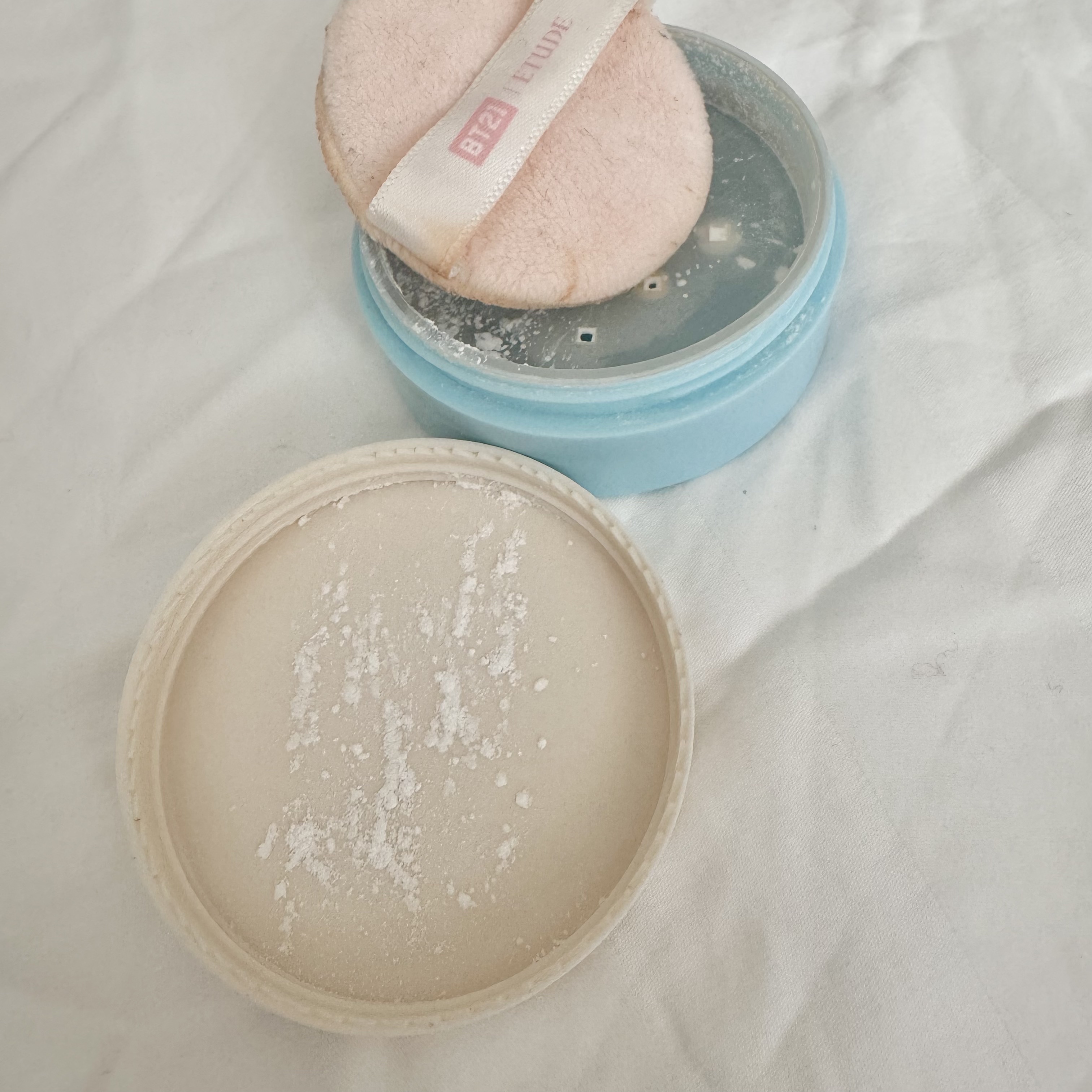 Zセバムドライングパウダー/ETUDE/フェイスパウダーを使ったクチコミ（2枚目）