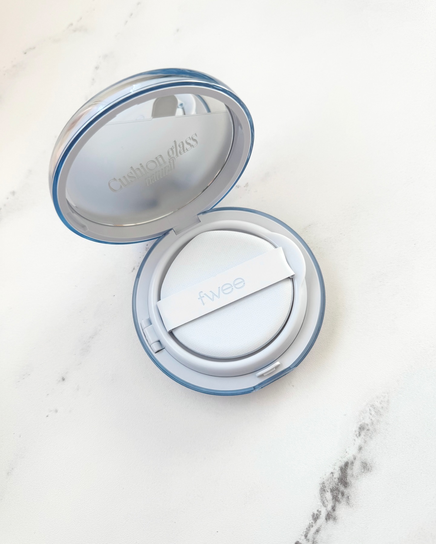 フィー クッションガラス ナチュラル/fwee/クッションファンデーションを使ったクチコミ（3枚目）