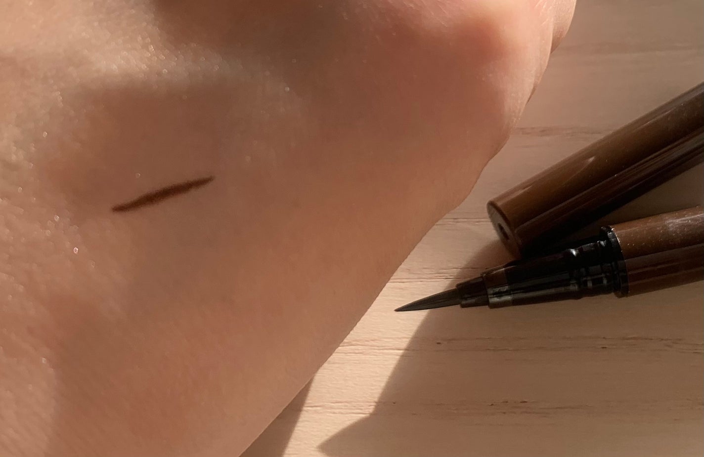 リアルラスティングアイライナー24hWP/K-パレット/リキッドアイライナーを使ったクチコミ(2枚目)