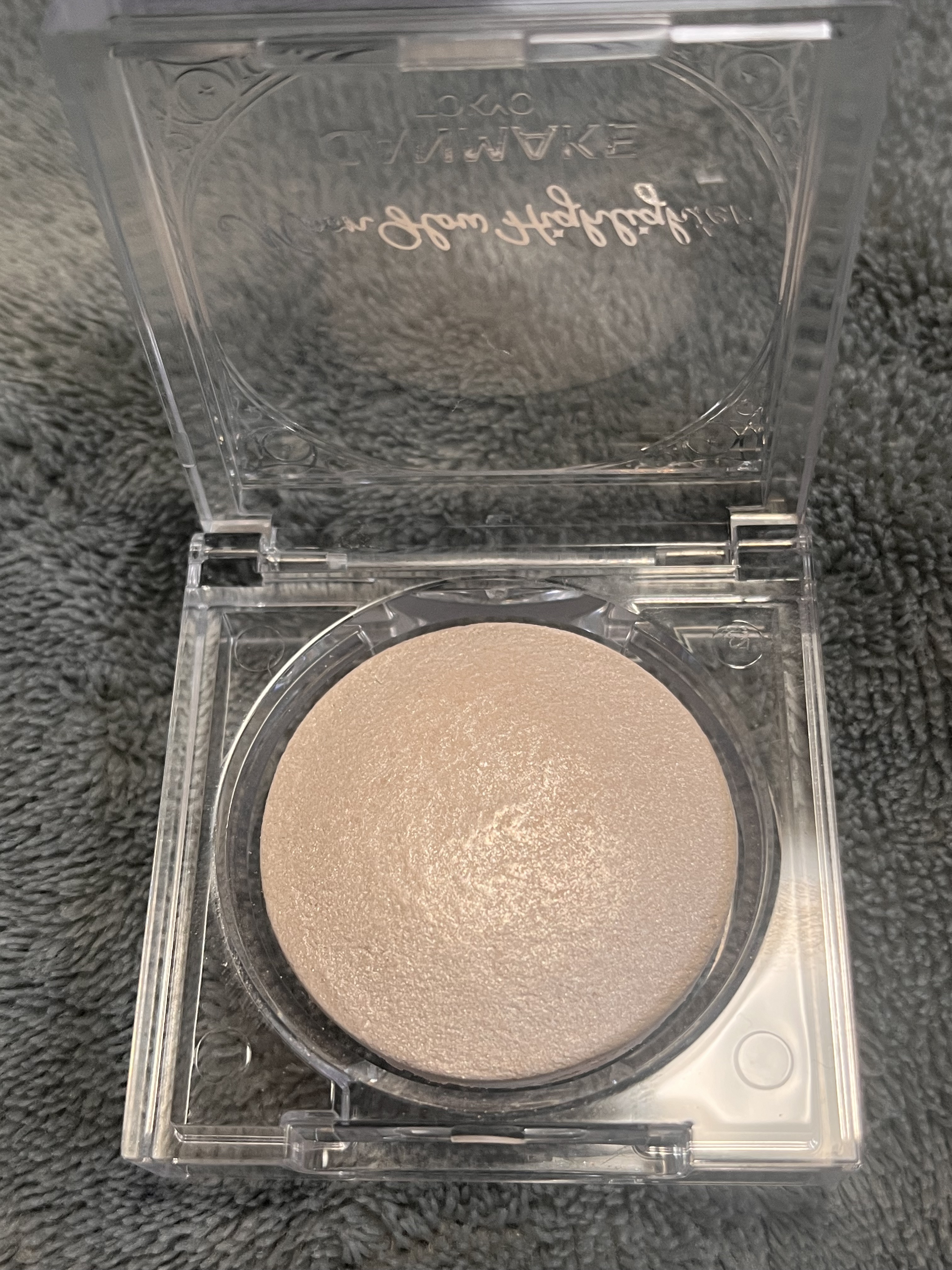 ムーングロウハイライター 01 ムーングロウホワイト/キャンメイク/ハイライトを使ったクチコミ（2枚目）