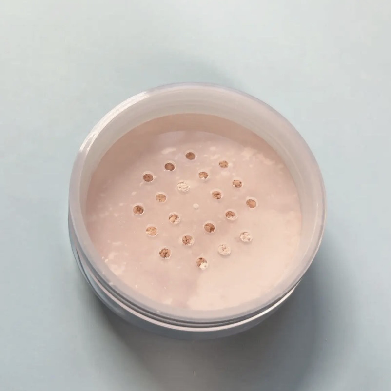 カラールースパウダー/毛穴パテ職人/ルースパウダーを使ったクチコミ（2枚目）