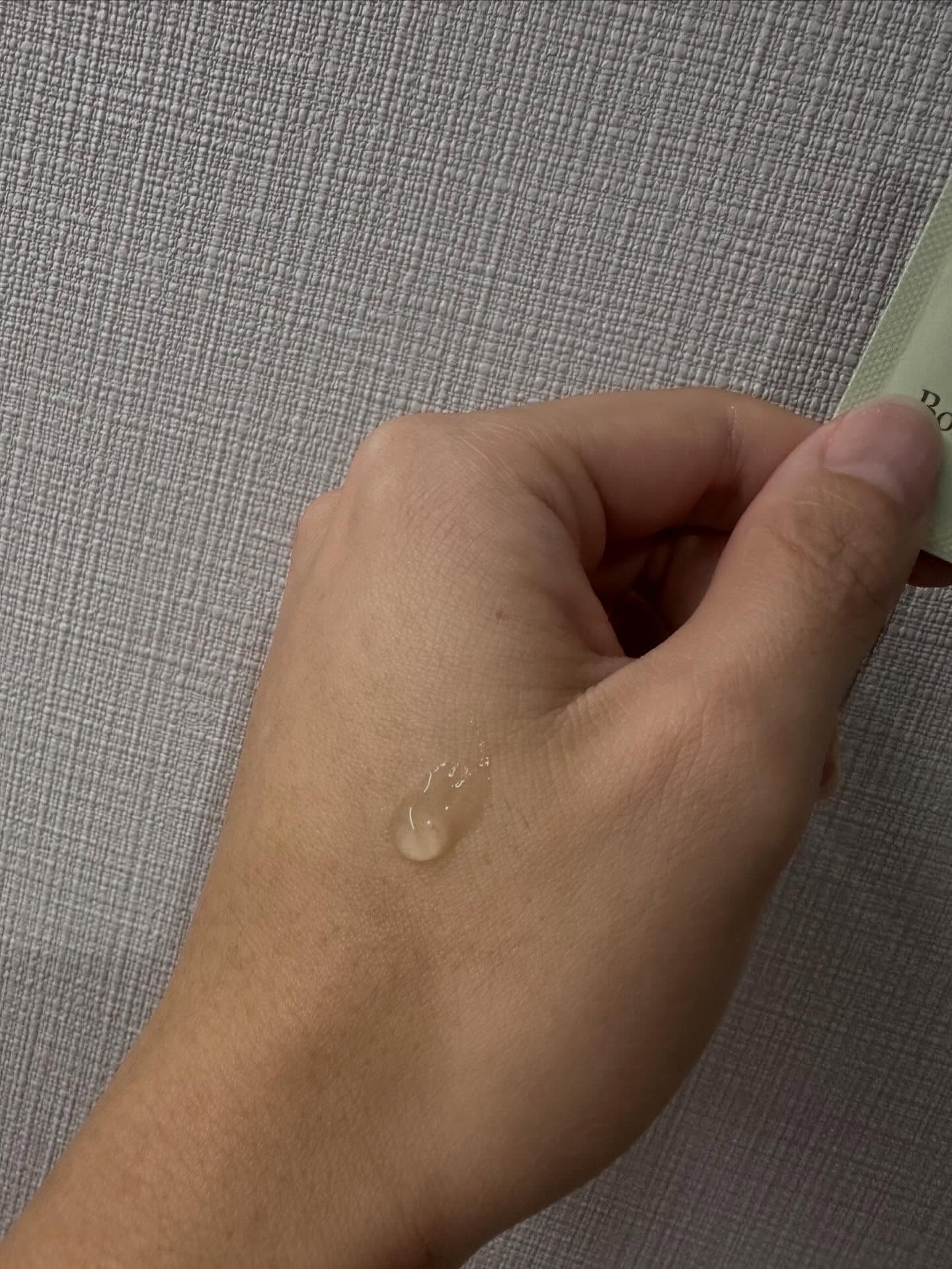 Bonajour センテラリフェアローションのクチコミ「Bonajourさんからアイクリームをいただいた時に
一緒にいただいたスキンケアのサンプルたち.....」（3枚目）