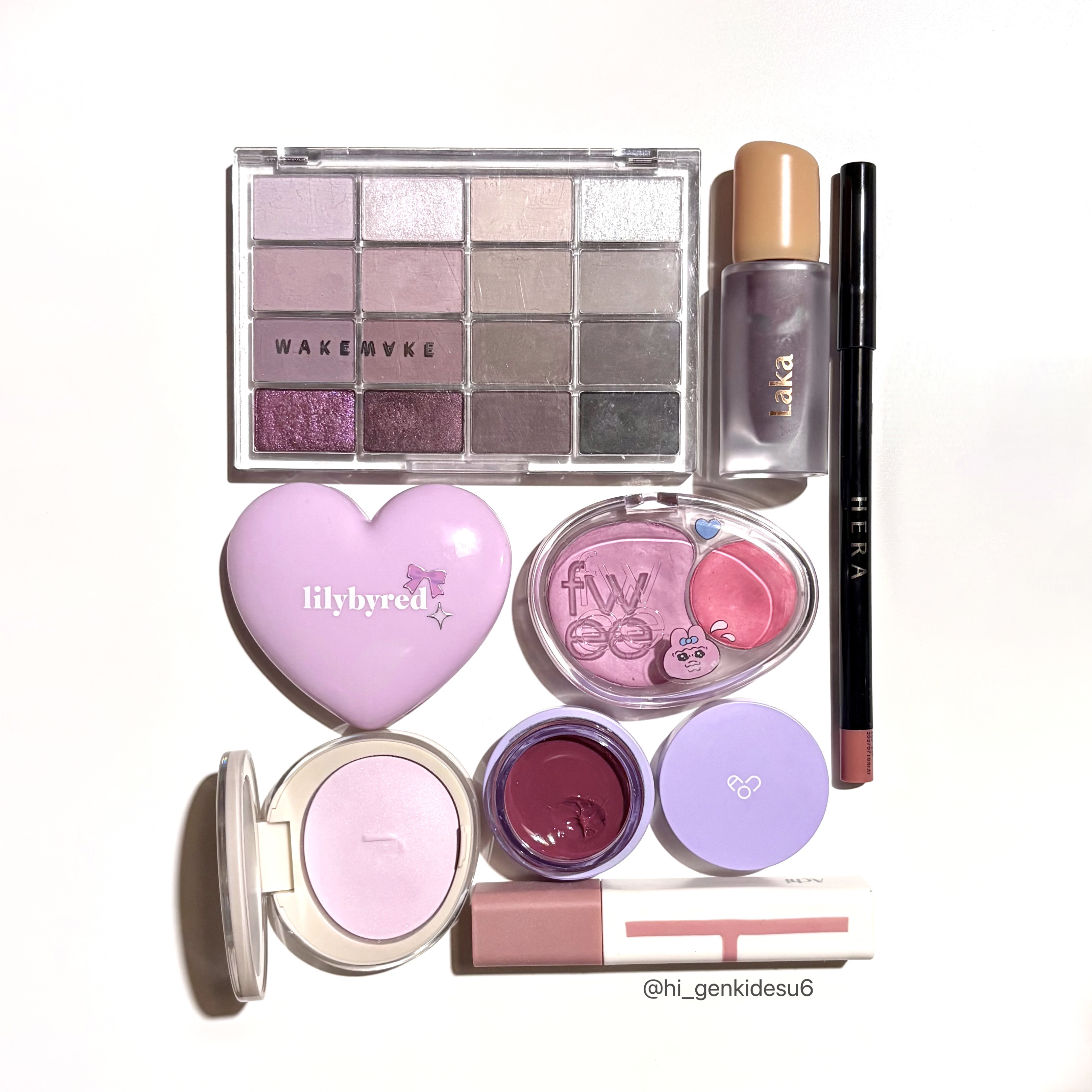 💜🦉#今日のメイク #motd #엠오티디
⁡
◾︎ 𝘦𝘺𝘦
･wakemake SOFT BLURRING EYE PALETTE 15 BORN DARK BLURRING
⟡ https://lipscosme.com/po