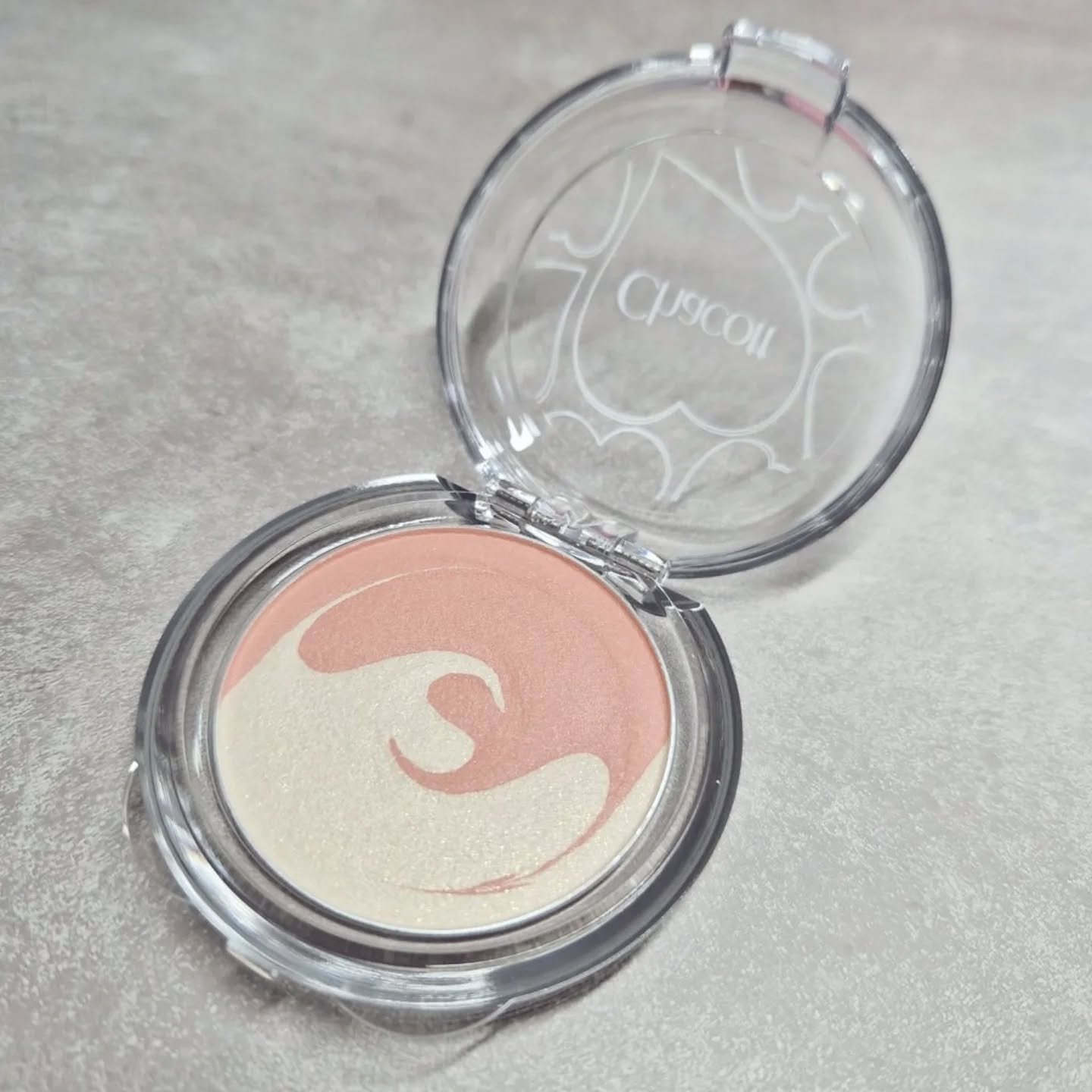 ピュアホットチーク/チャコット・コスメティクス/パウダーチークを使ったクチコミ（2枚目）