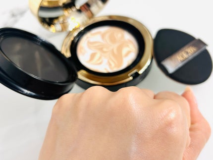 SIGNATURE ESSENCE COVER PACT /AGE20’s/クリーム・エマルジョンファンデーションを使ったクチコミ(6枚目)