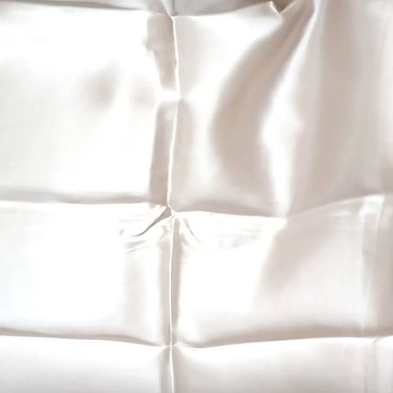 シルク枕カバー/Utukky/ヘアケアグッズを使ったクチコミ(2枚目)